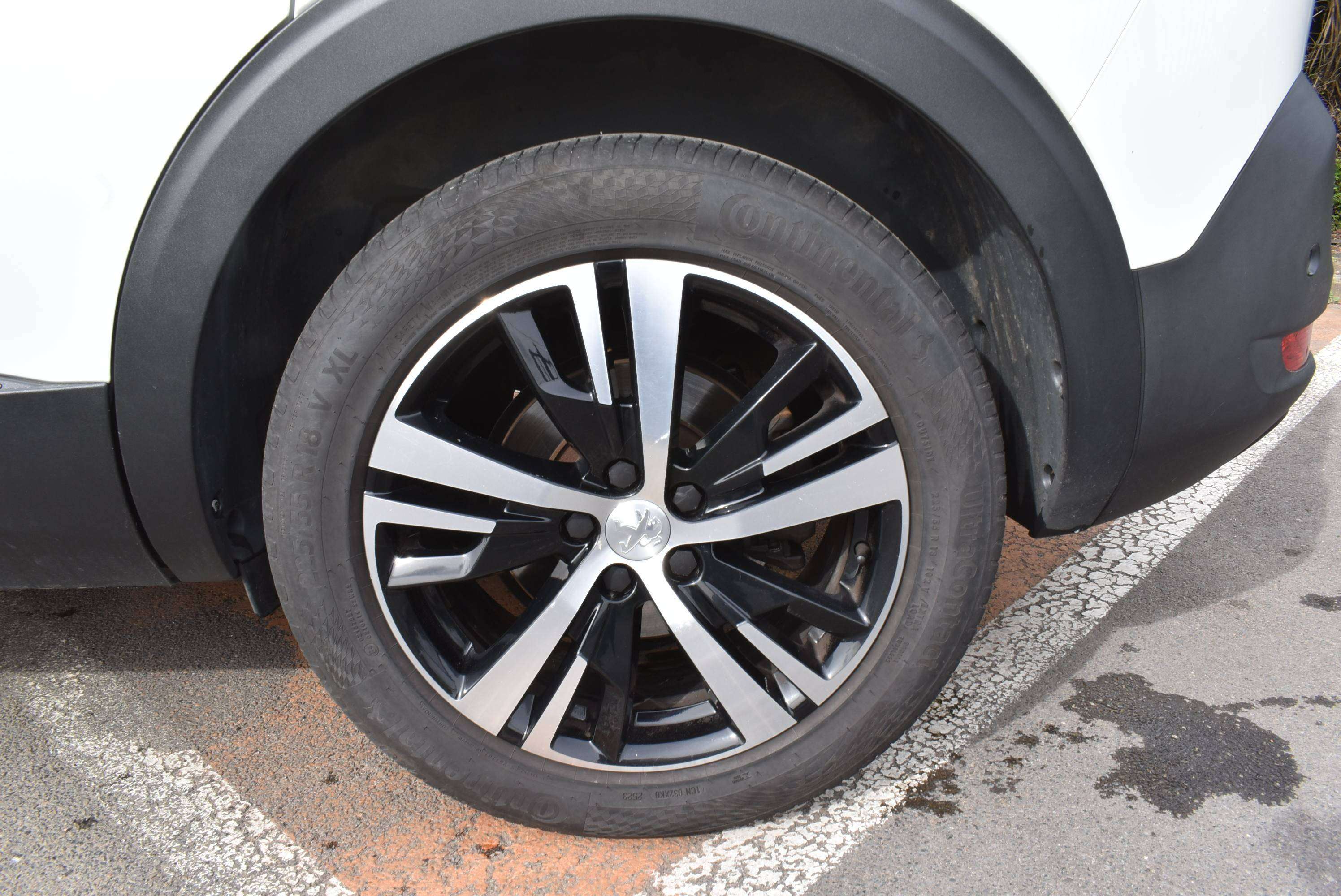 Peugeot 5008 1.5 BlueHDi GT Pack EAT8 7PL/Pano/Led ***12M GARANTIE*** thumbnail