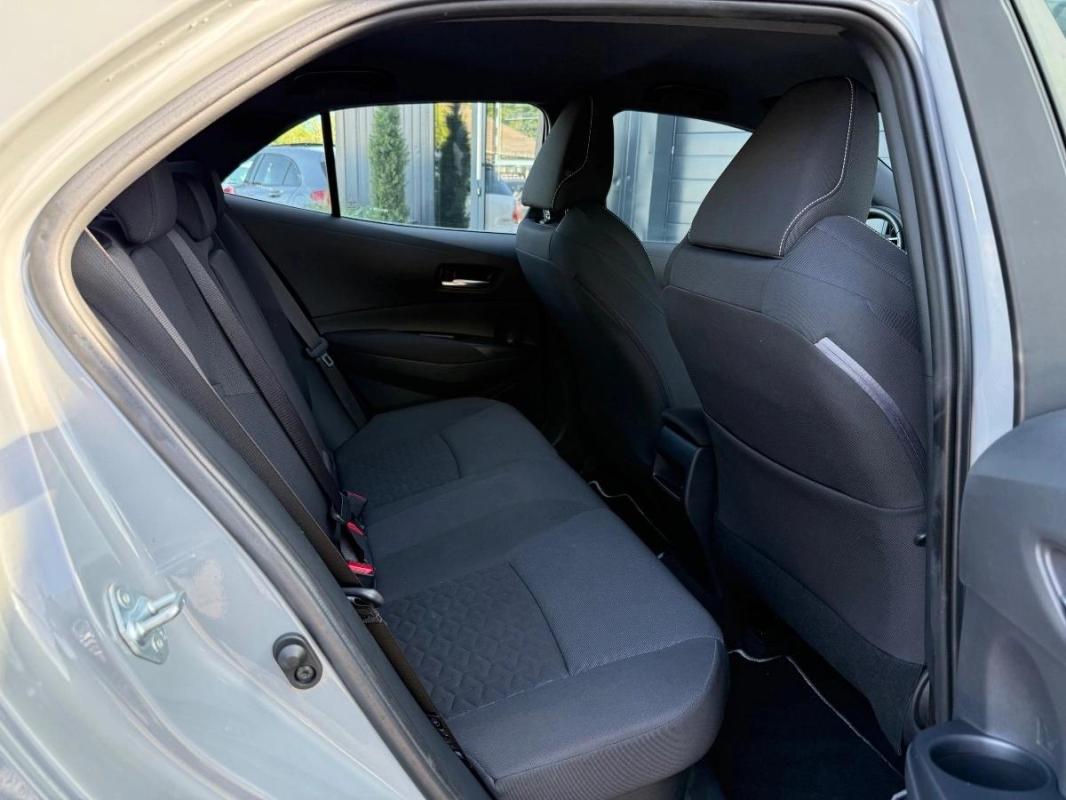 Toyota Corolla Hybrid 2.0 180H Dynamic Business 1ère main