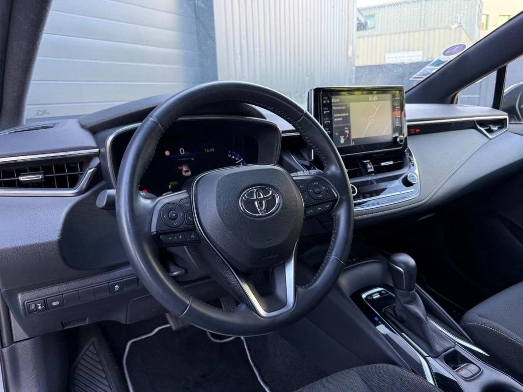 Toyota Corolla Hybrid 2.0 180H Dynamic Business 1ère main
