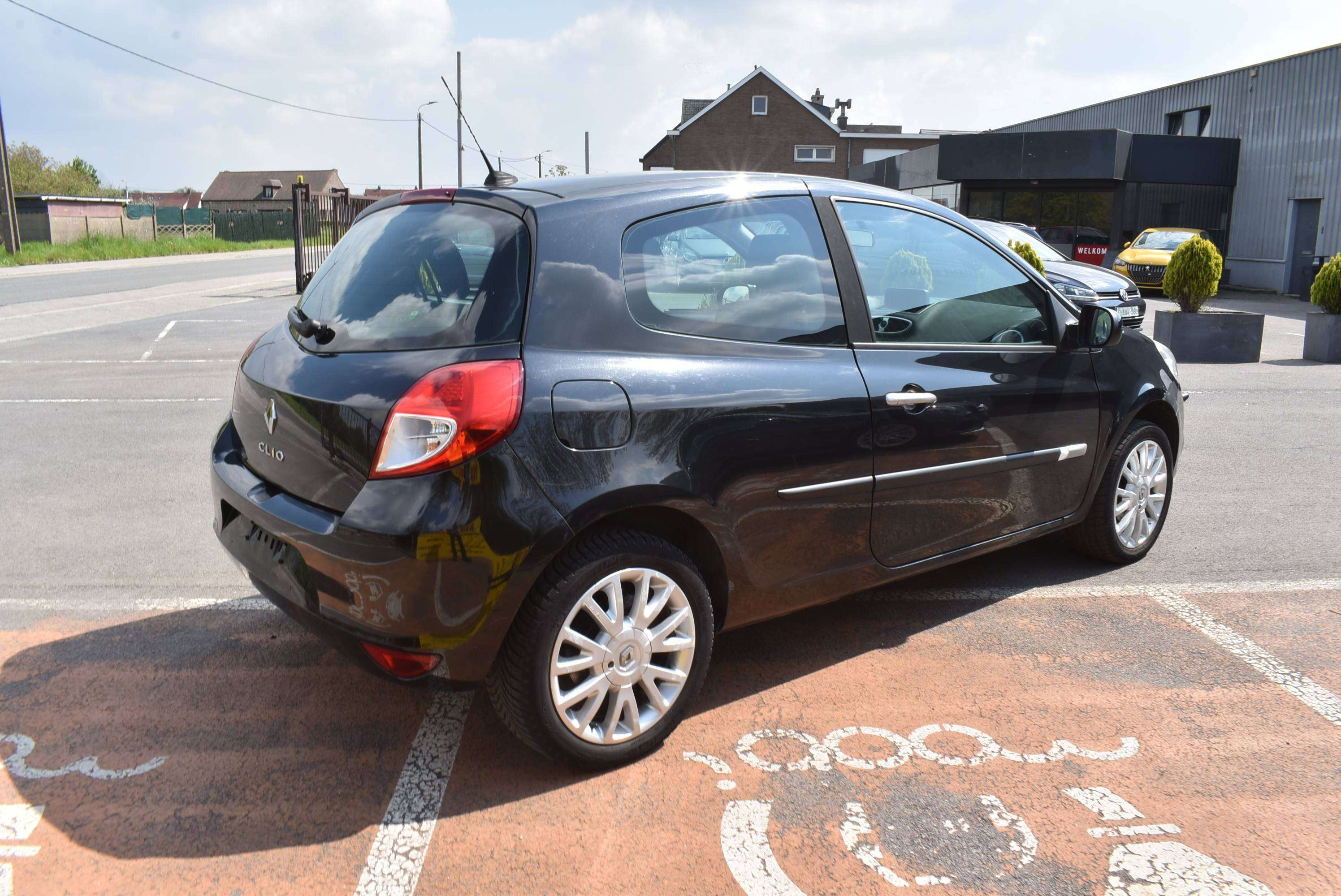 Renault Clio 1.2i TomTom Edition Airco/GPS