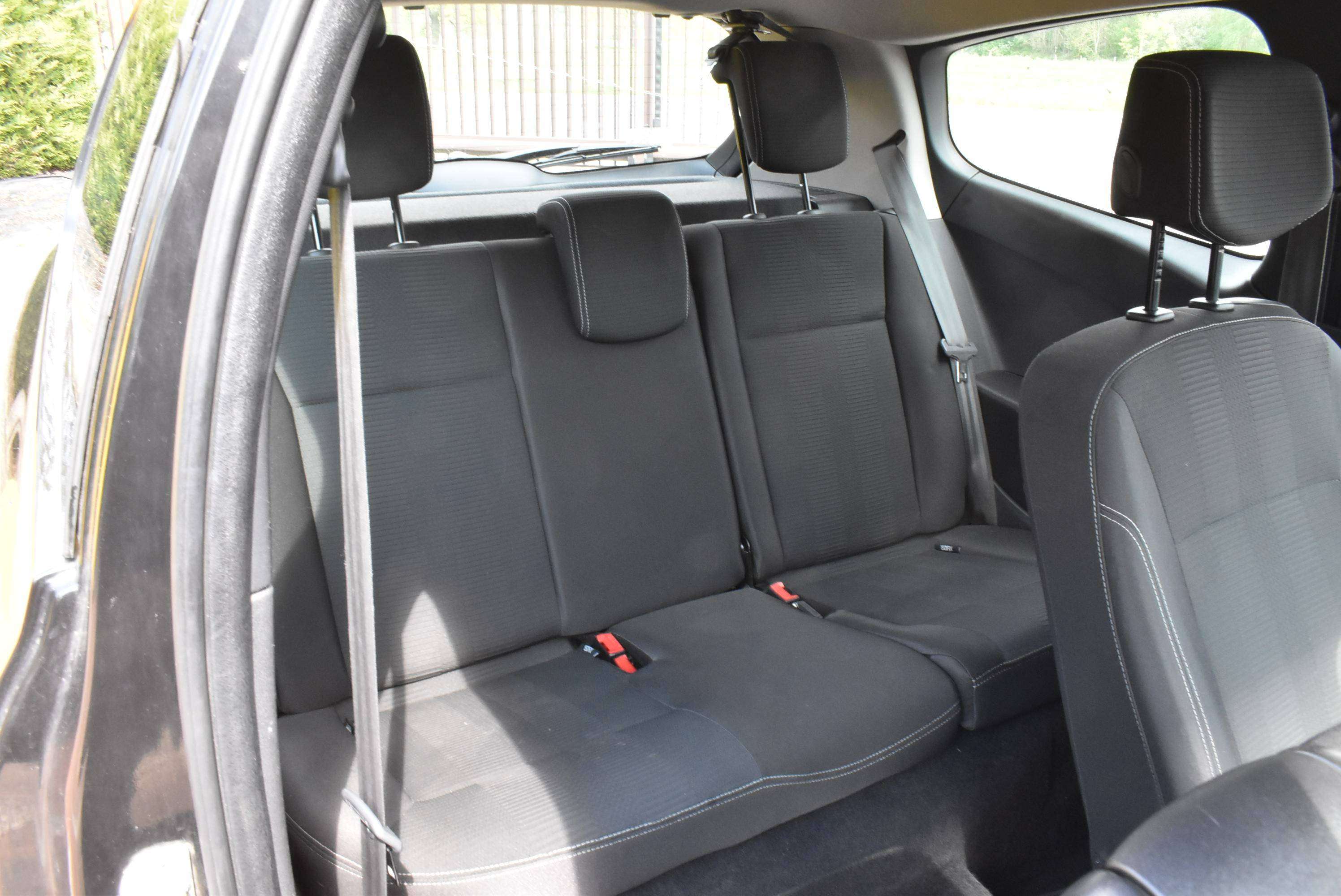 Renault Clio 1.2i TomTom Edition Airco/GPS