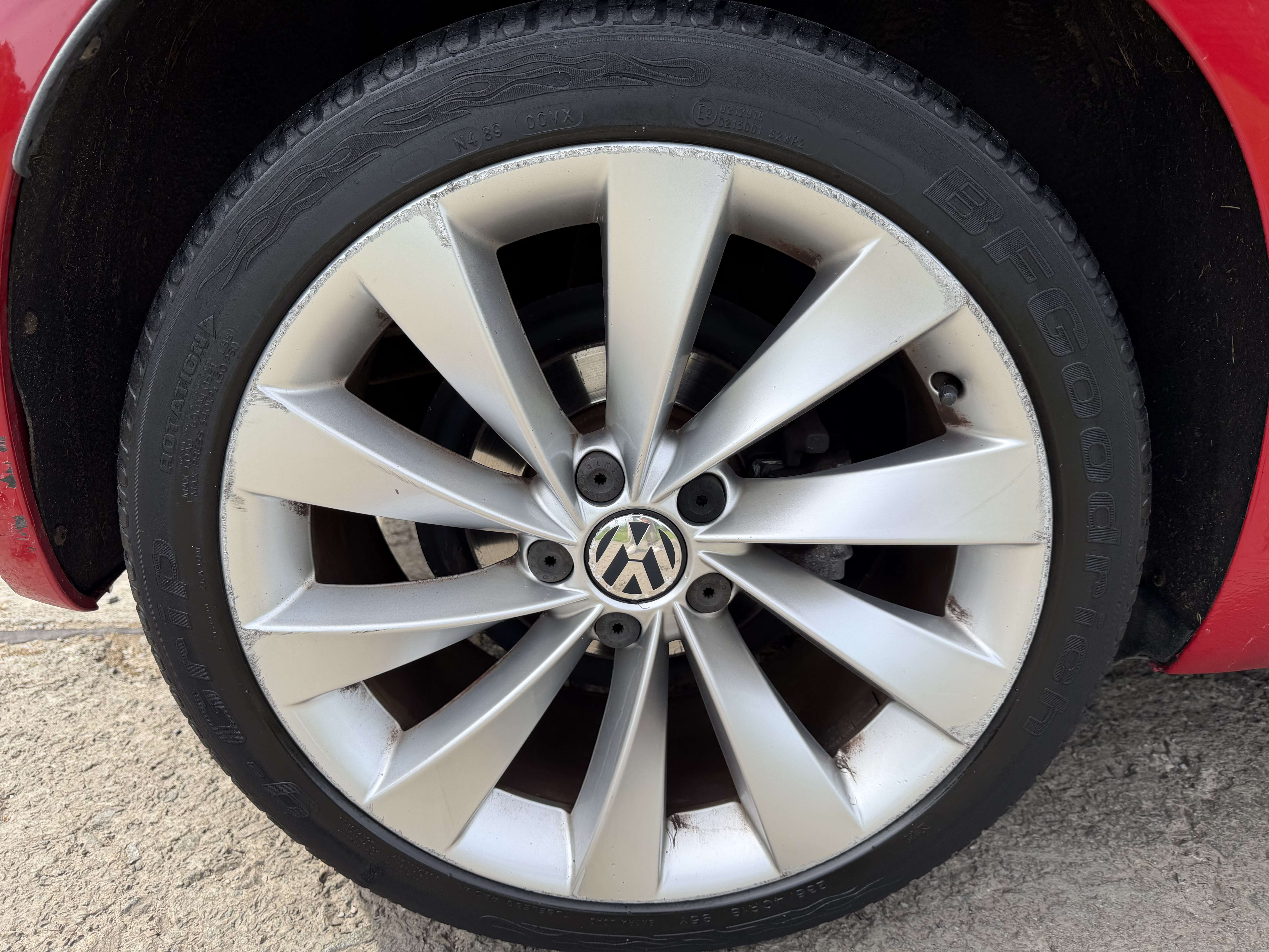 Volkswagen Scirocco 2.0 CR TDi DPF *PANO*CUIR*GPS*JANTES ALU*