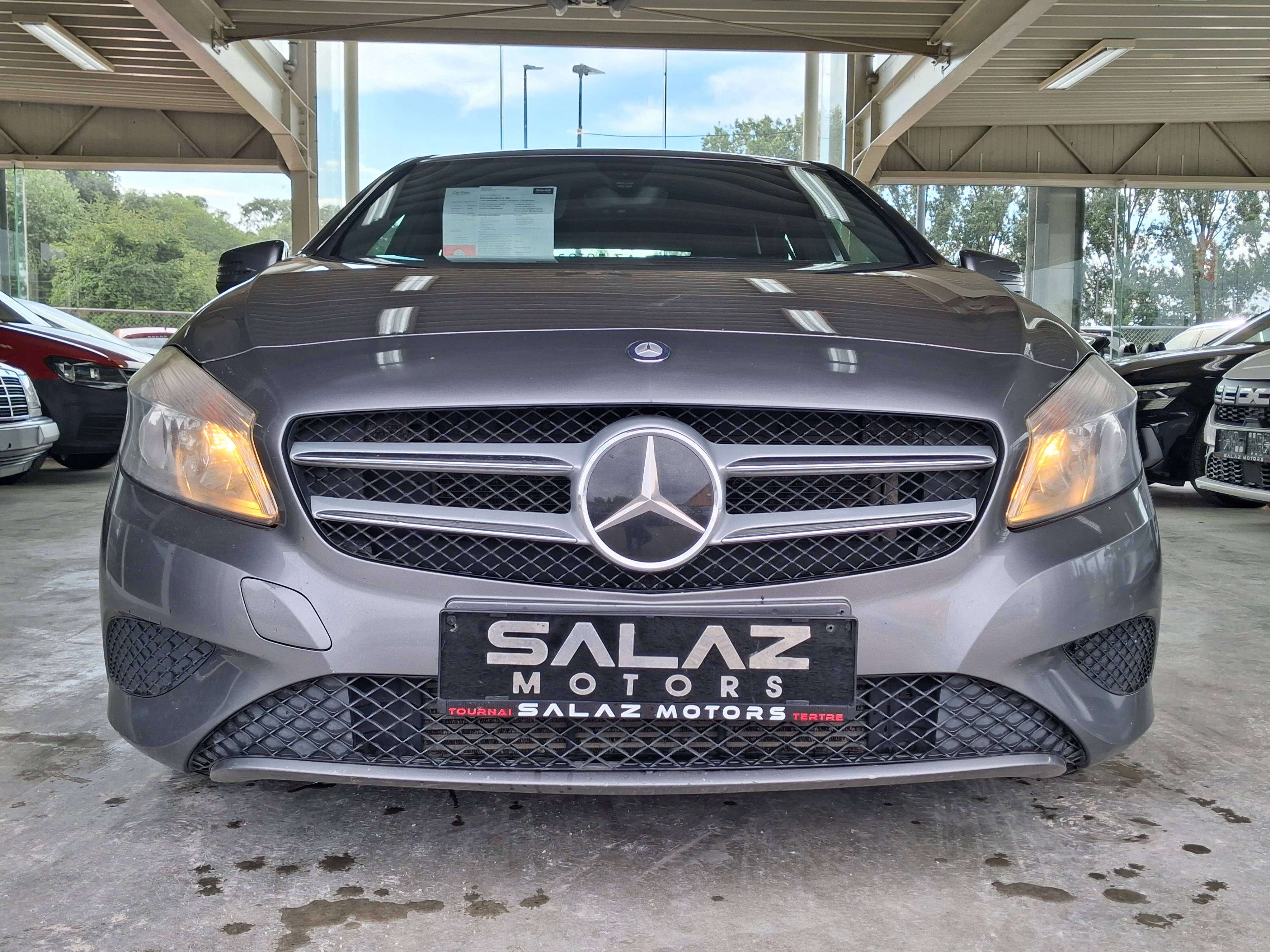 Mercedes-Benz A 180 A 180 / MARCHAND / EXPORT / NO COTROL / NO GARANTIE