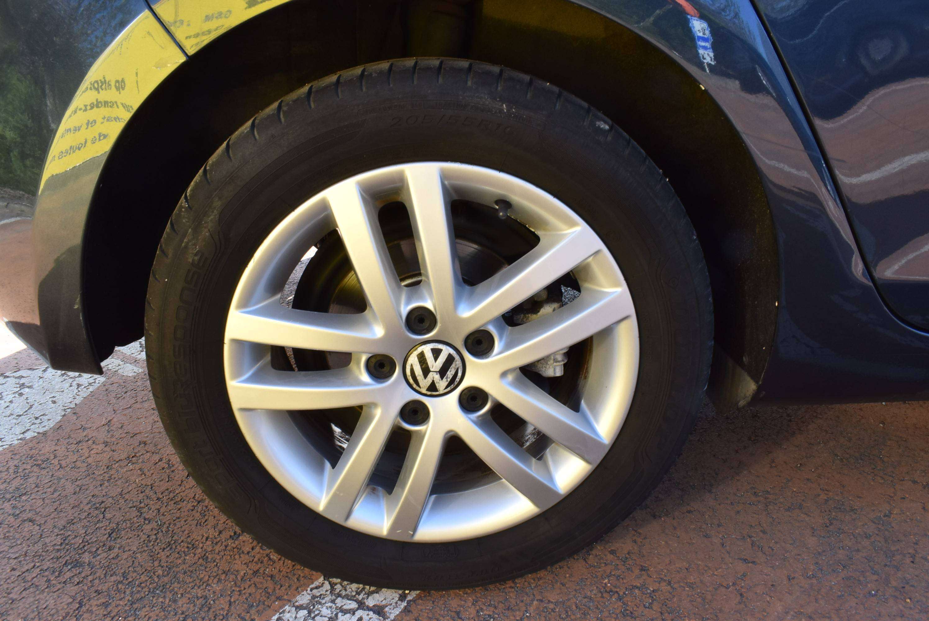 Volkswagen Golf 1.6 TDi Highline GPS ***12M GARANTIE*** 93.000KM!