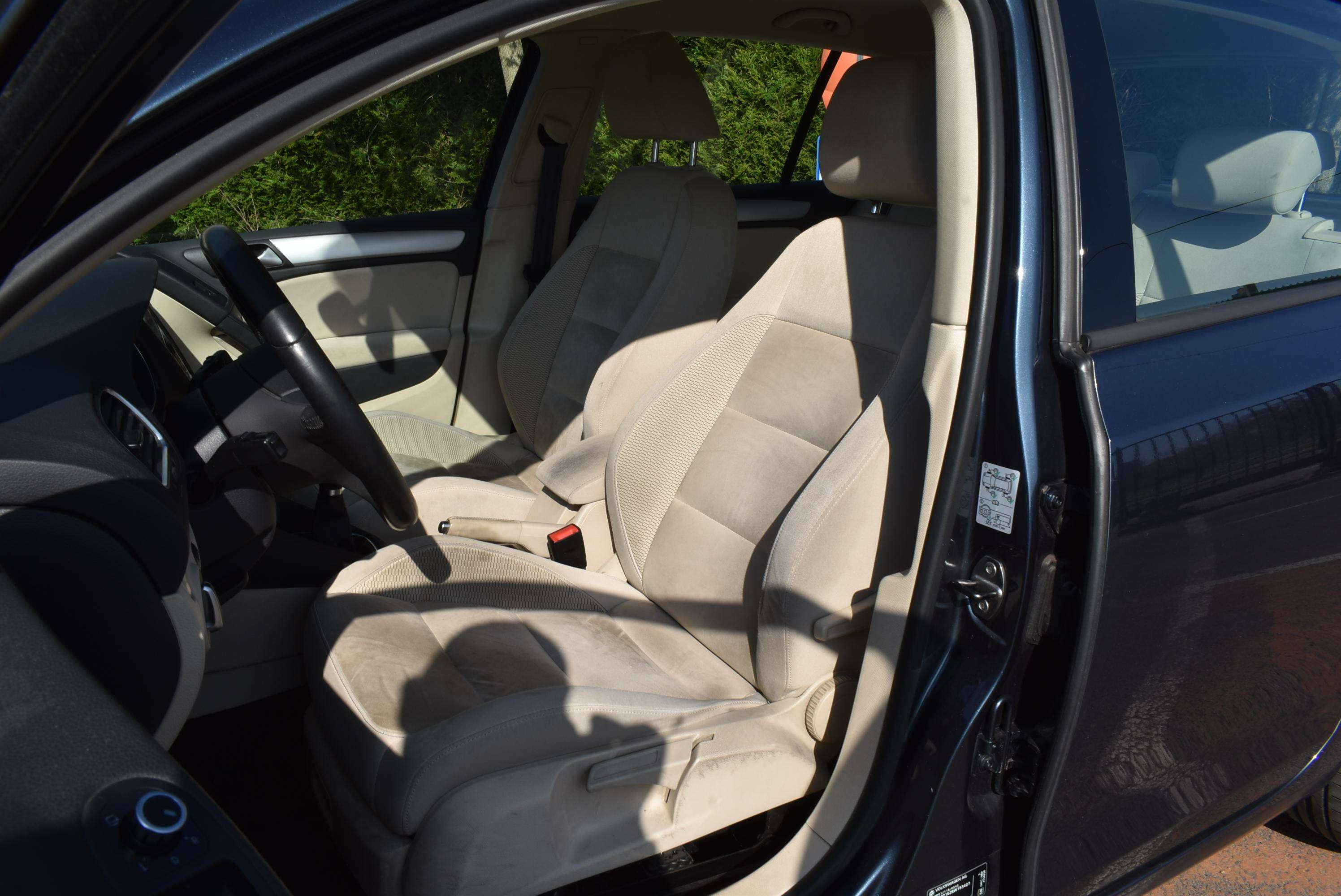 Volkswagen Golf 1.6 TDi Highline GPS ***12M GARANTIE*** 93.000KM!
