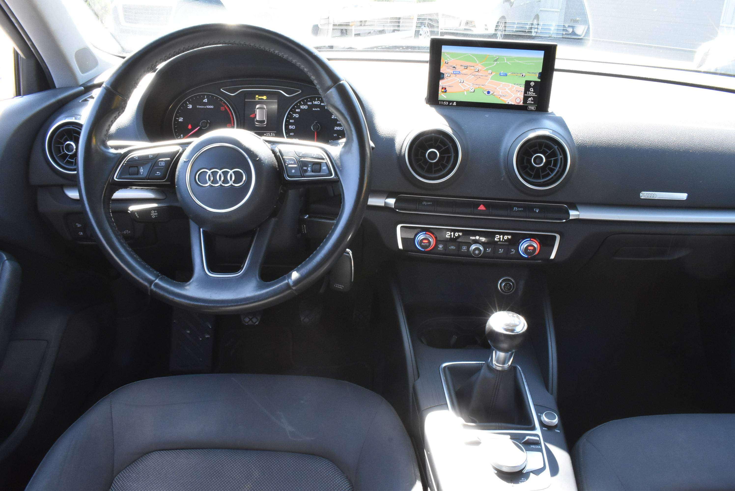 Audi A3 Sportback 1.6 TDi Design Airco/GPS/Xenon