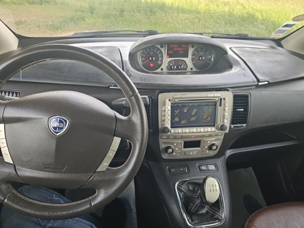 Lancia Musa 1.6d multijet 120ch