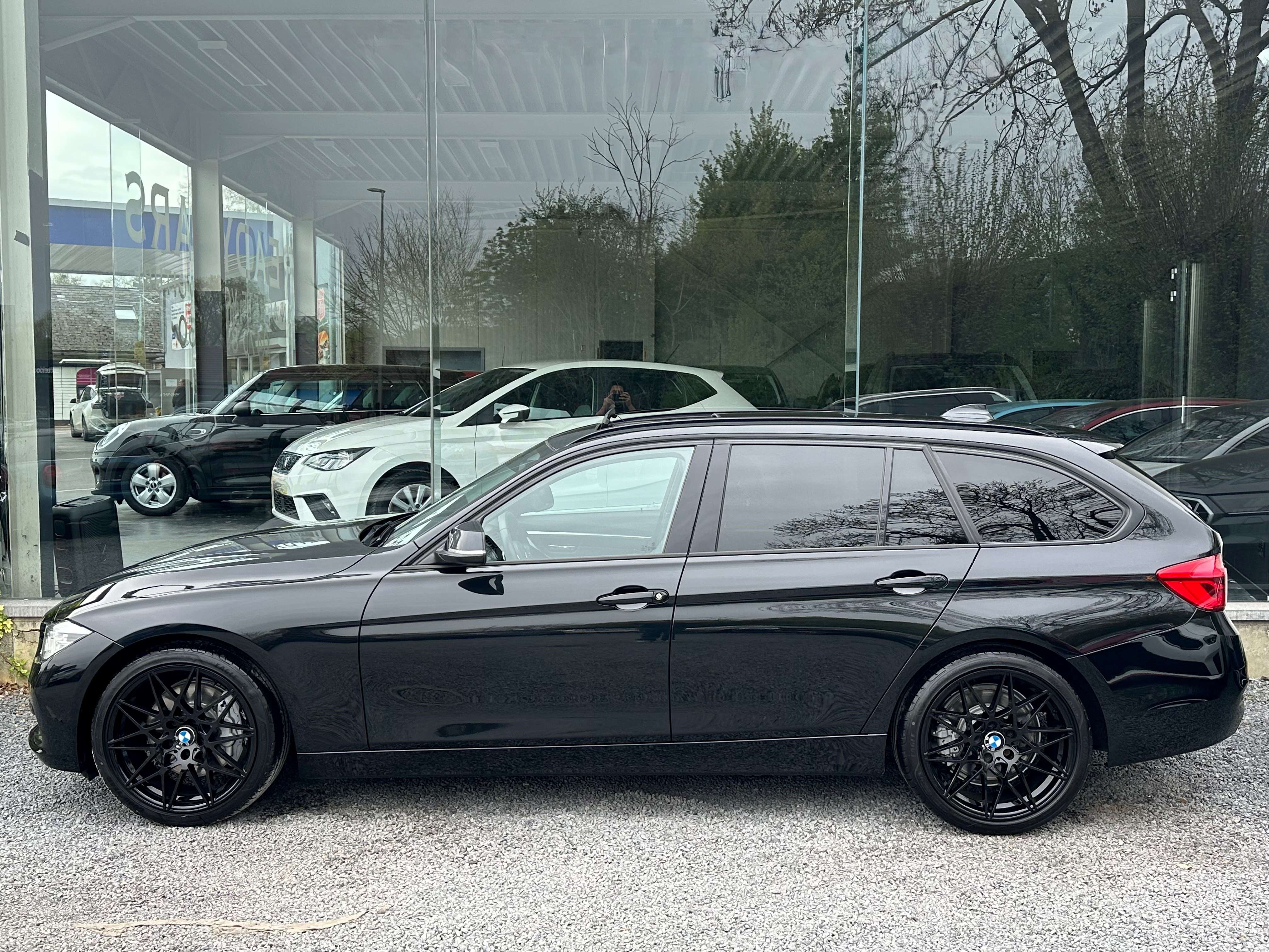 BMW 340 3.0*UTILITAIRE*22 305€ HTVA*PANO*CUIR**CARNET BMW
