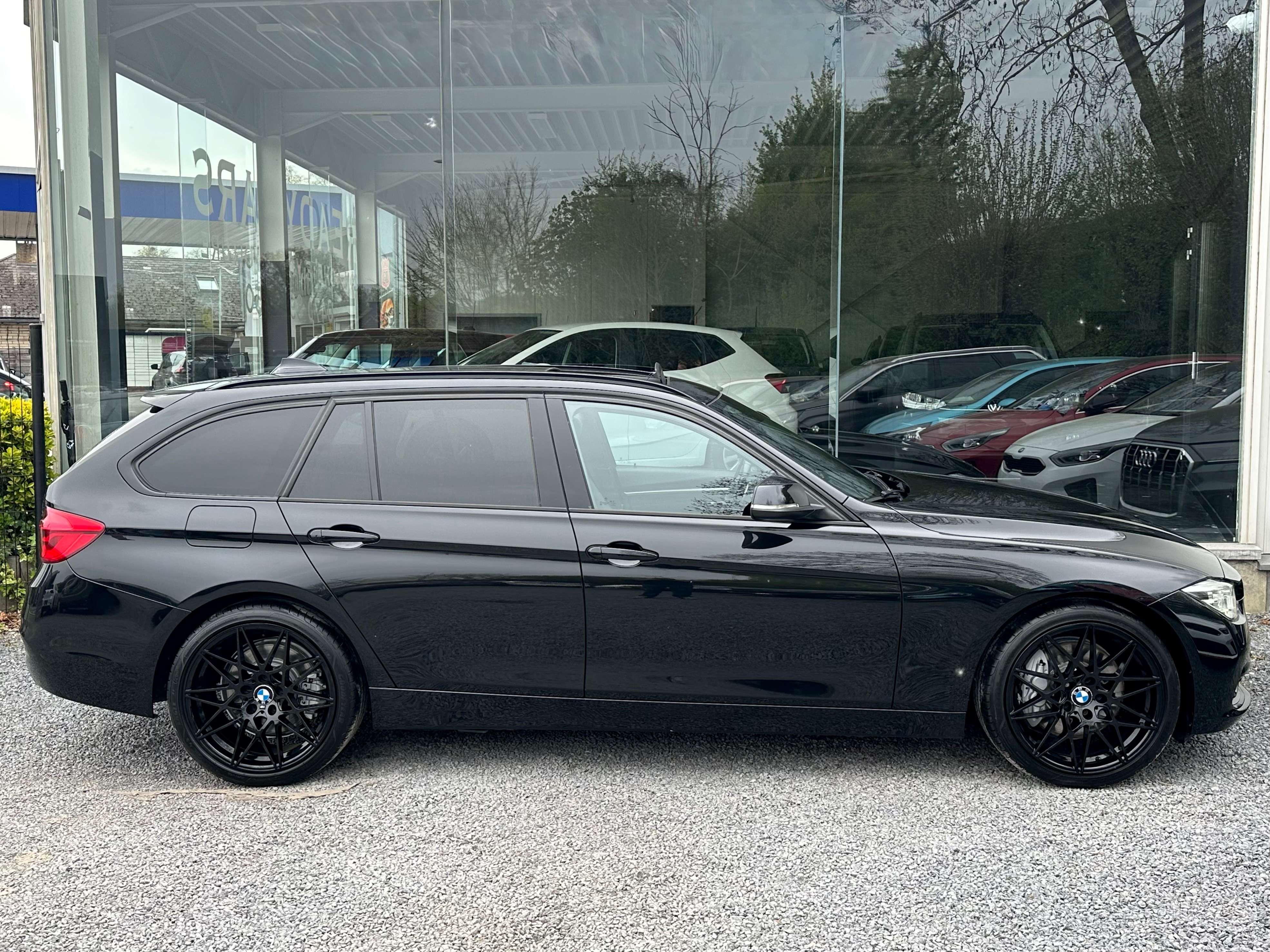 BMW 340 3.0*UTILITAIRE*22 305€ HTVA*PANO*CUIR**CARNET BMW