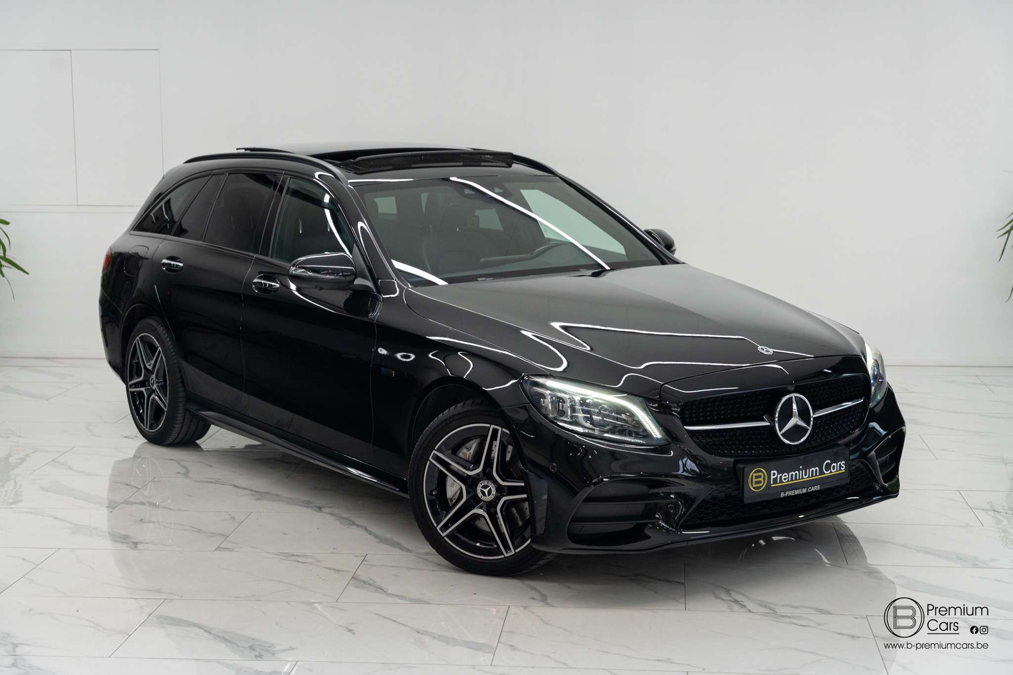 Mercedes-Benz C 300 de break AMG line! Night, Burmester, Sfeer, 360°!