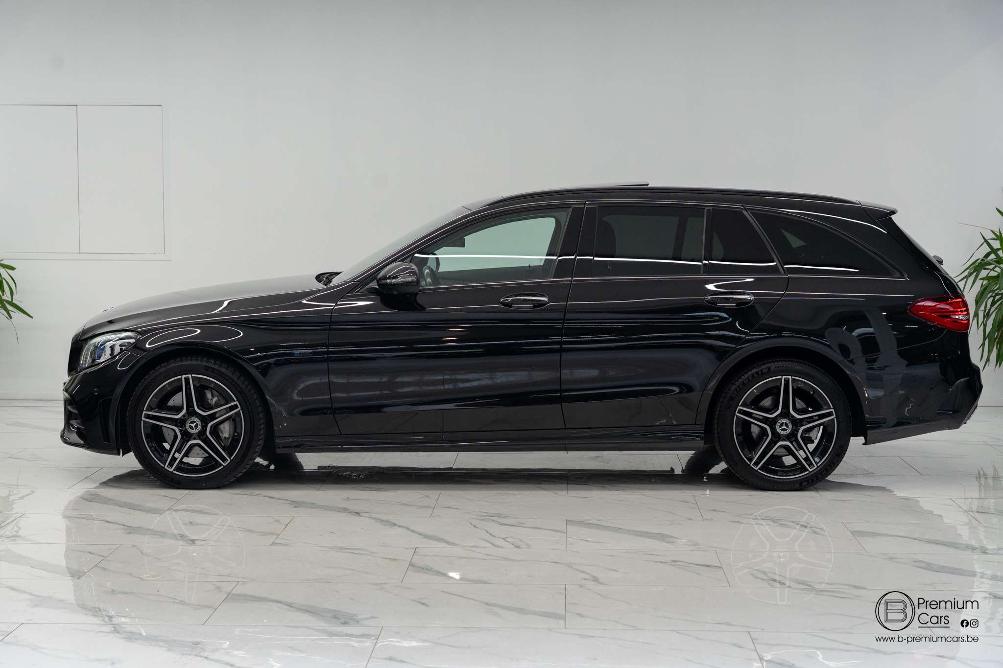 Mercedes-Benz C 300 de break AMG line! Night, Burmester, Sfeer, 360°!