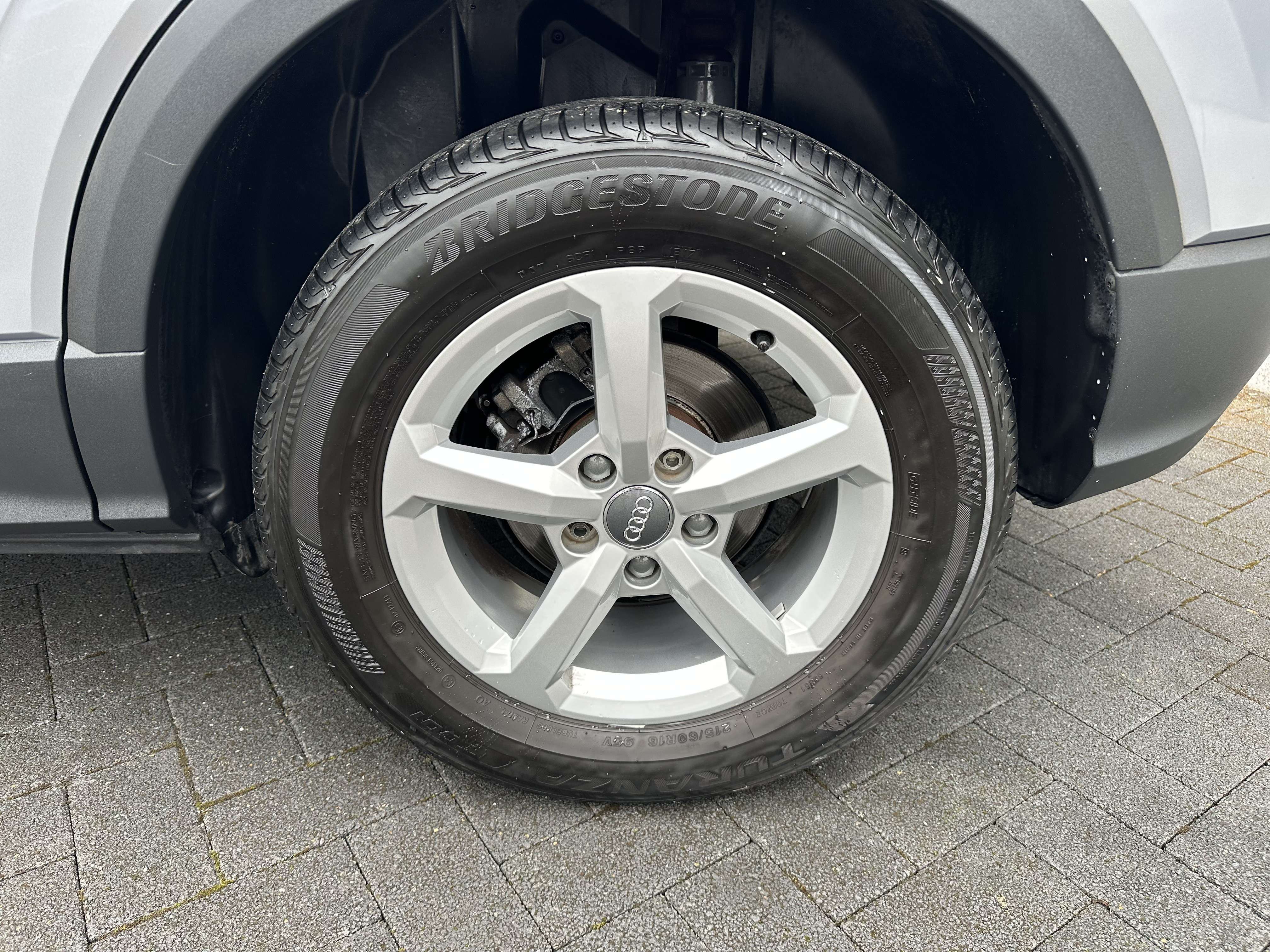 Audi Q2 1.0 TFSI Sport S tronic. Opendak Leder 45000km