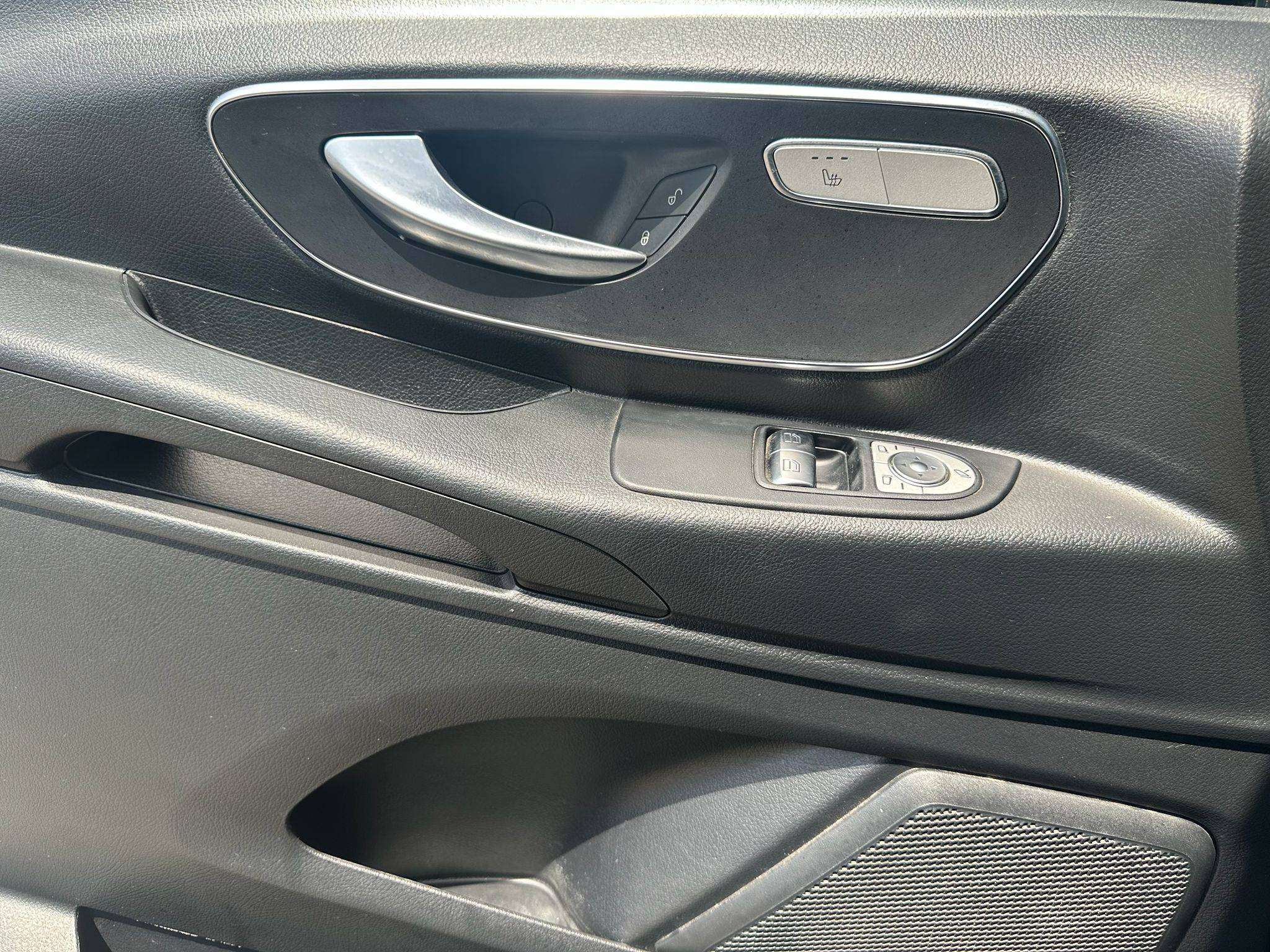 Mercedes-Benz Vito Tourer 2.0 CUIR/NAVI/CAMERA/AUTOMATIQUE/GARANTIE 12 MOIS