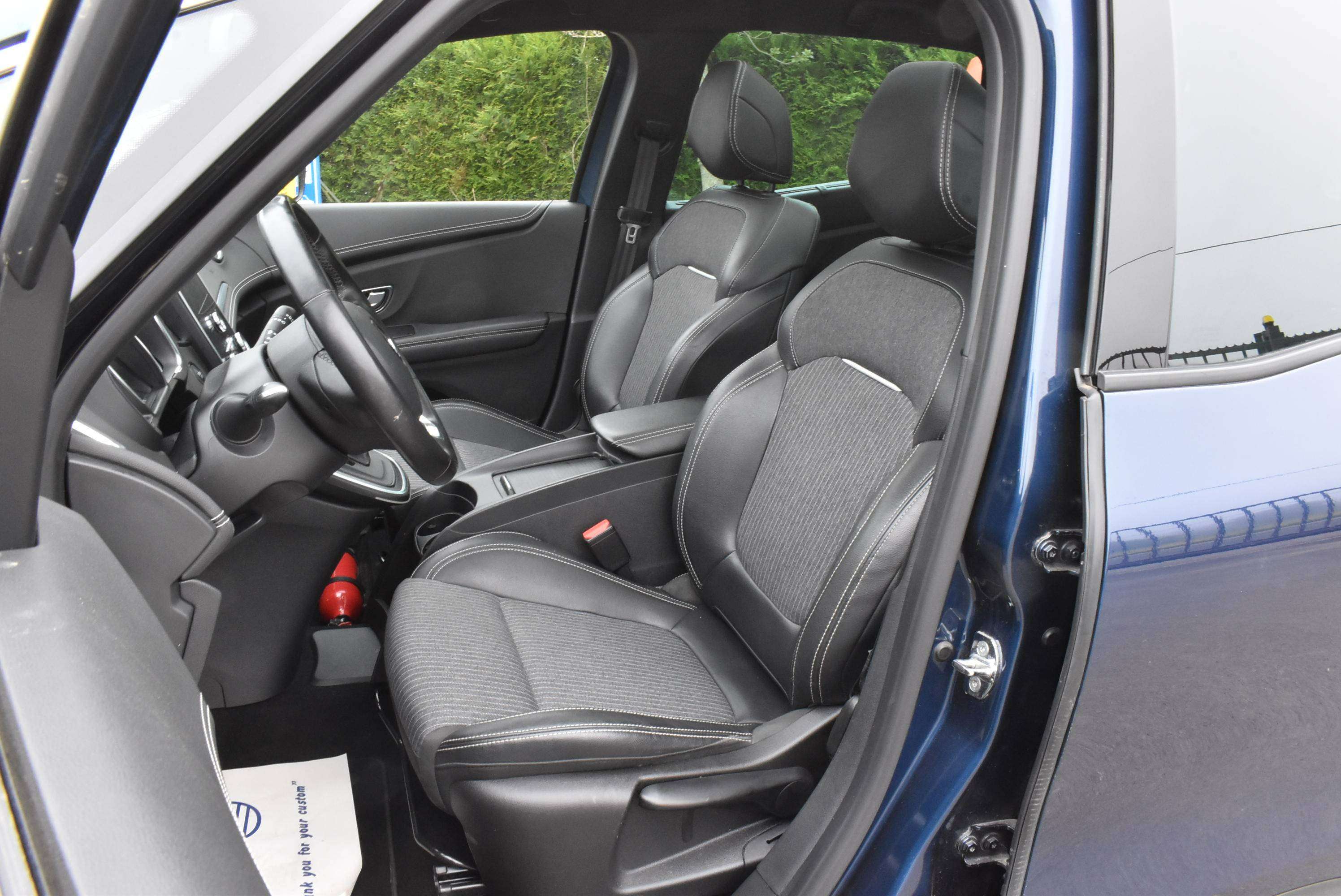Renault Grand Scenic Intens EDC 7PL/Pano ***12M GARANTIE*** 71.000KM!