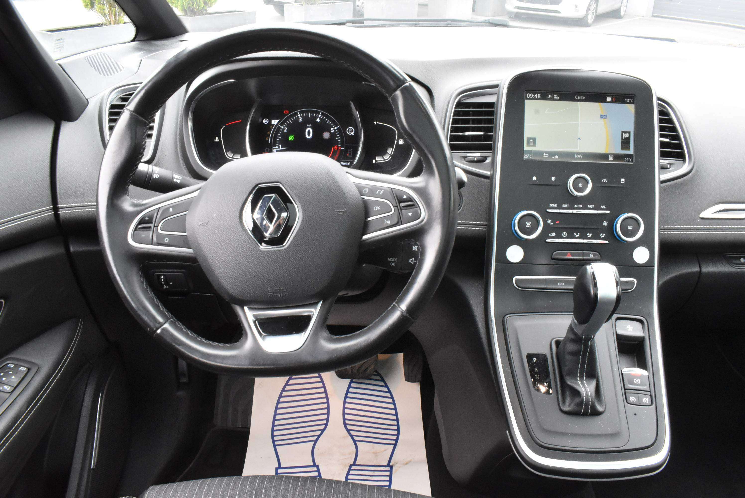 Renault Grand Scenic Intens EDC 7PL/Pano ***12M GARANTIE*** 71.000KM!
