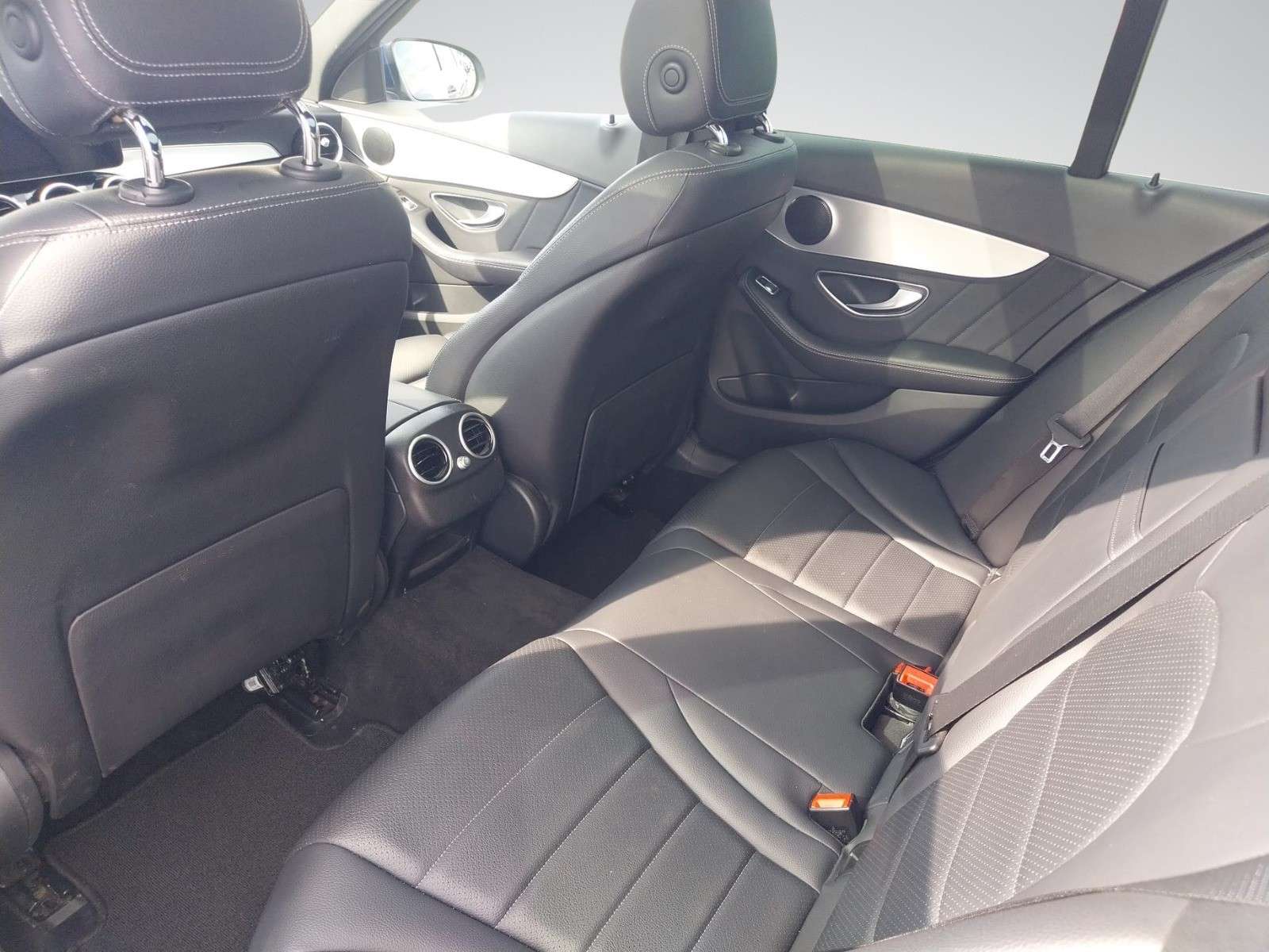 Mercedes-Benz C 200 CUIR/GPS/CAMERA/CARPLAY/GARANTIE/