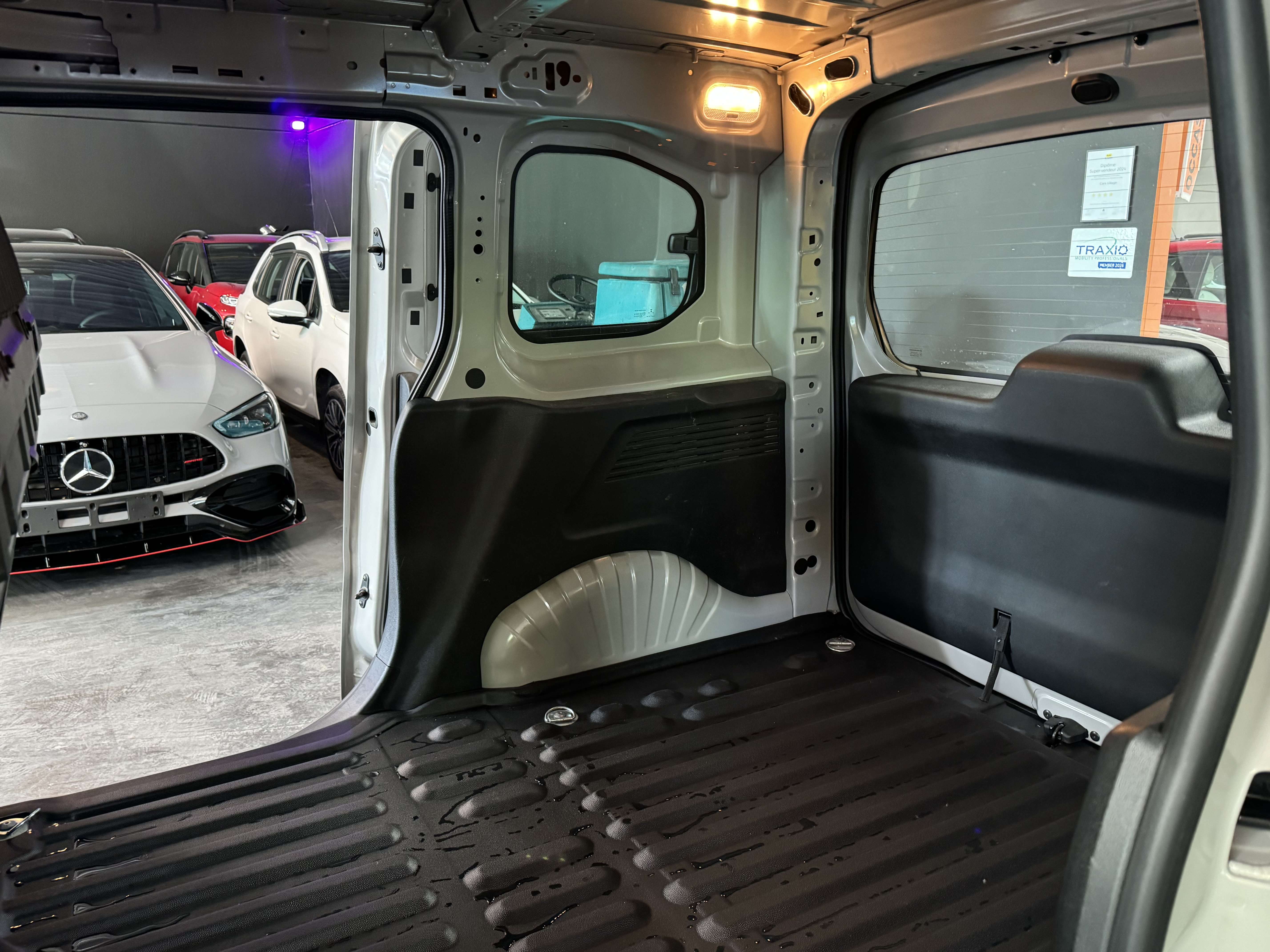 Opel Combo 1.6 - UTILITAIRE - 37.027 KM -  RADIO - USB