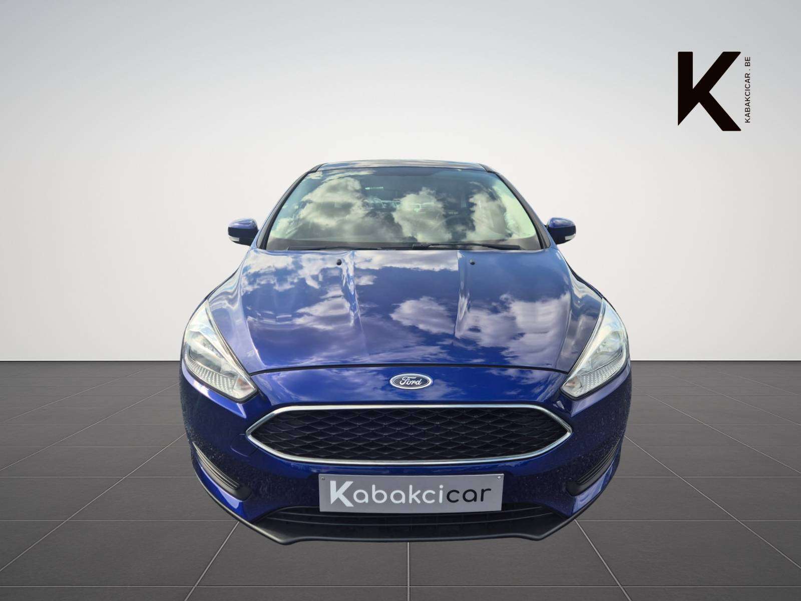 Ford Focus 1.0 EcoBoost Trend / Capteurs Arrière / USB / Garantie 12 mois