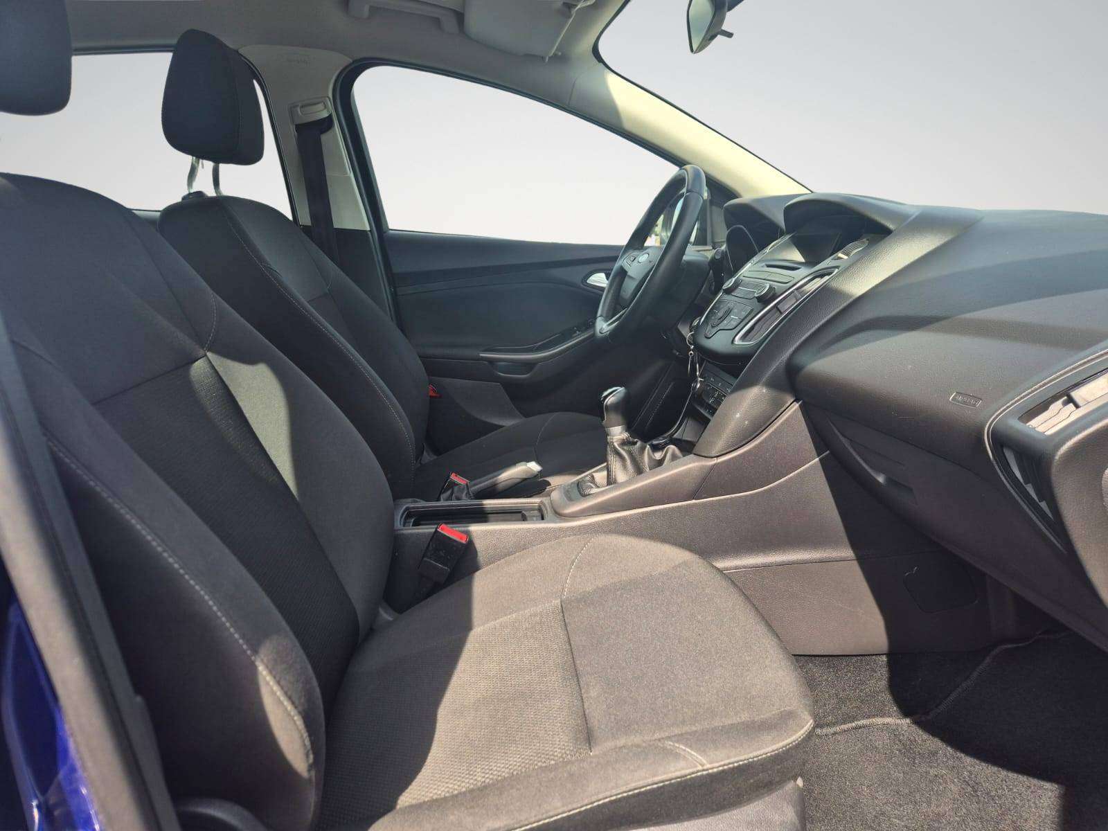 Ford Focus 1.0 EcoBoost Trend / Capteurs Arrière / USB / Garantie 12 mois