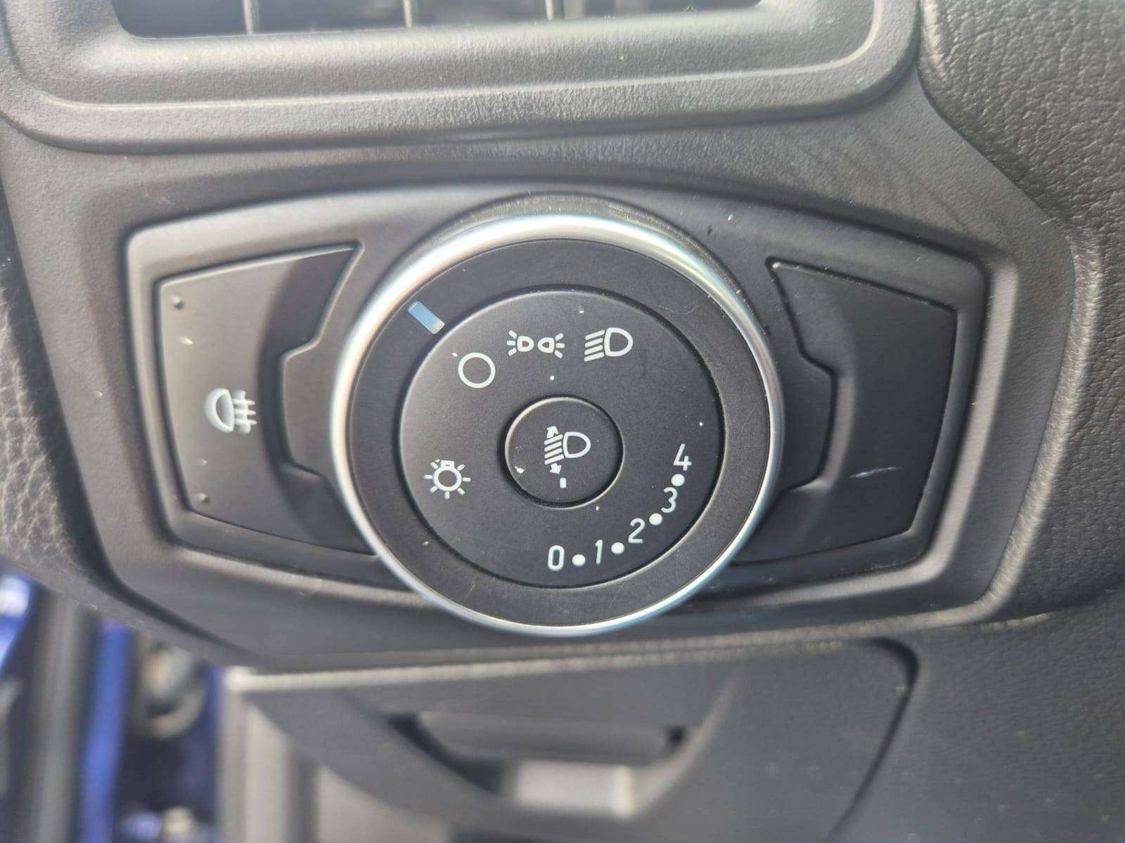 Ford Focus 1.0 EcoBoost Trend / Capteurs Arrière / USB / Garantie 12 mois