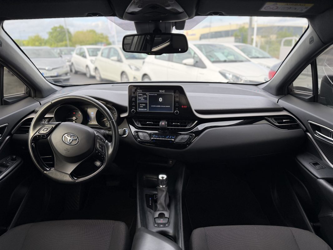 Toyota C-hr HYBRID 1.8 122h DYNAMIC BUSINESS