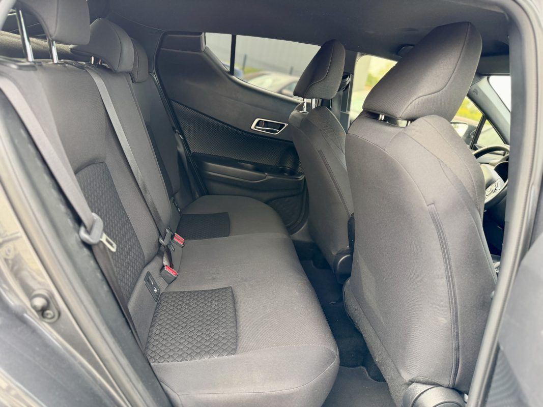 Toyota C-hr HYBRID 1.8 122h DYNAMIC BUSINESS
