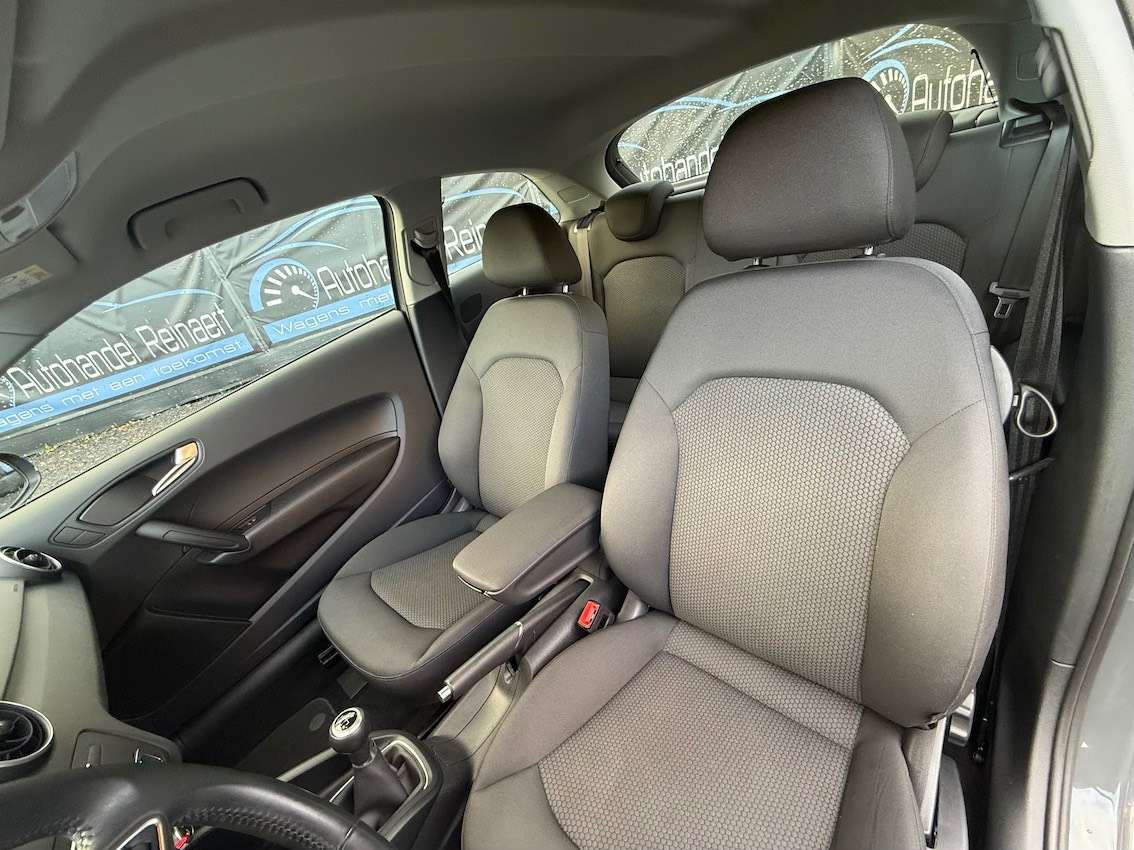 Audi A1 A1 1.0 TFSI ultra, Airco, Navigatie, Pdc, Enorm zuinig + 12m Garantie
