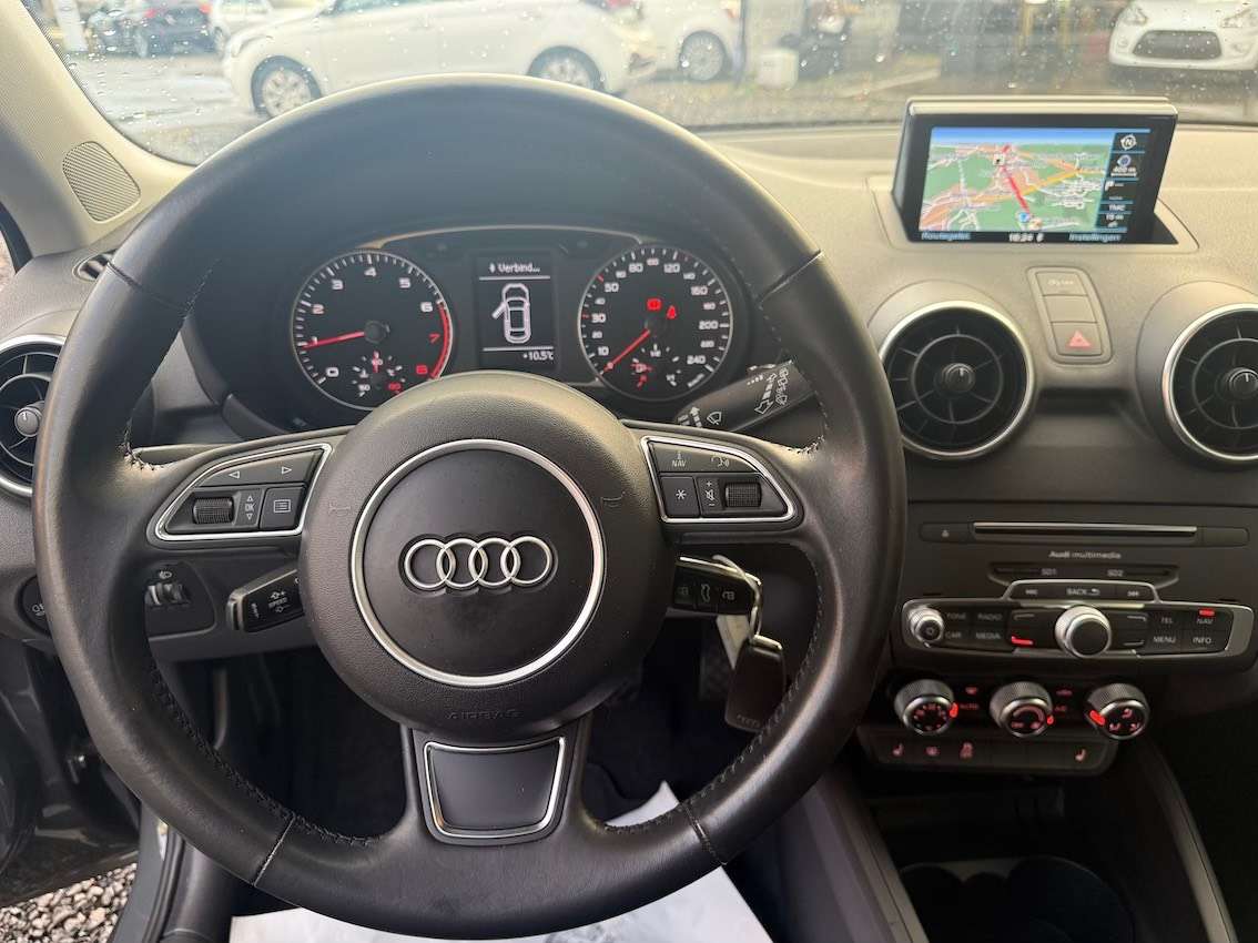 Audi A1 A1 1.0 TFSI ultra, Airco, Navigatie, Pdc, Enorm zuinig + 12m Garantie