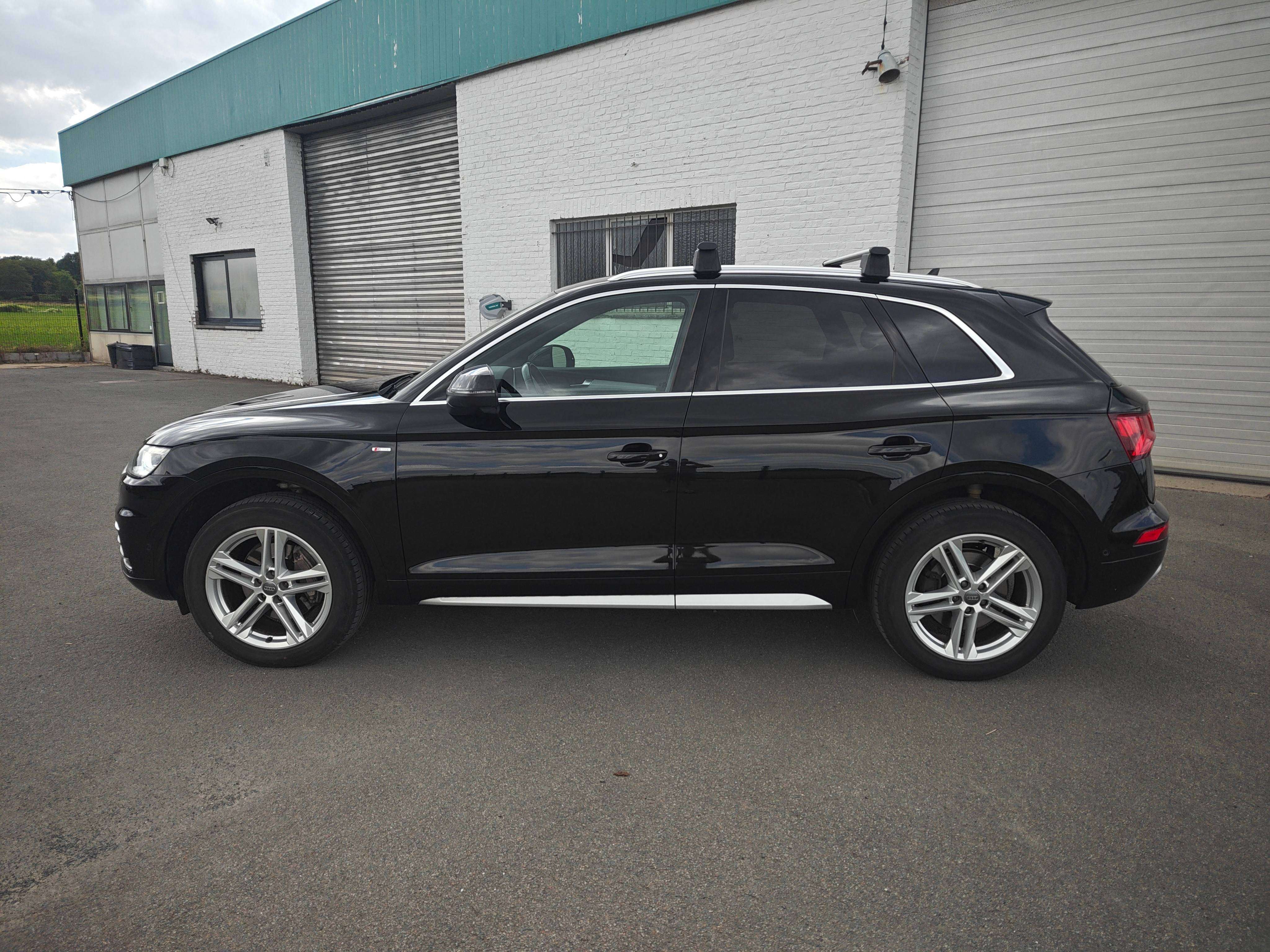 Audi Q5 Q5 2.0 TDi Quattro S LINE - AUTOMAAT - GPS/LEER/XENON