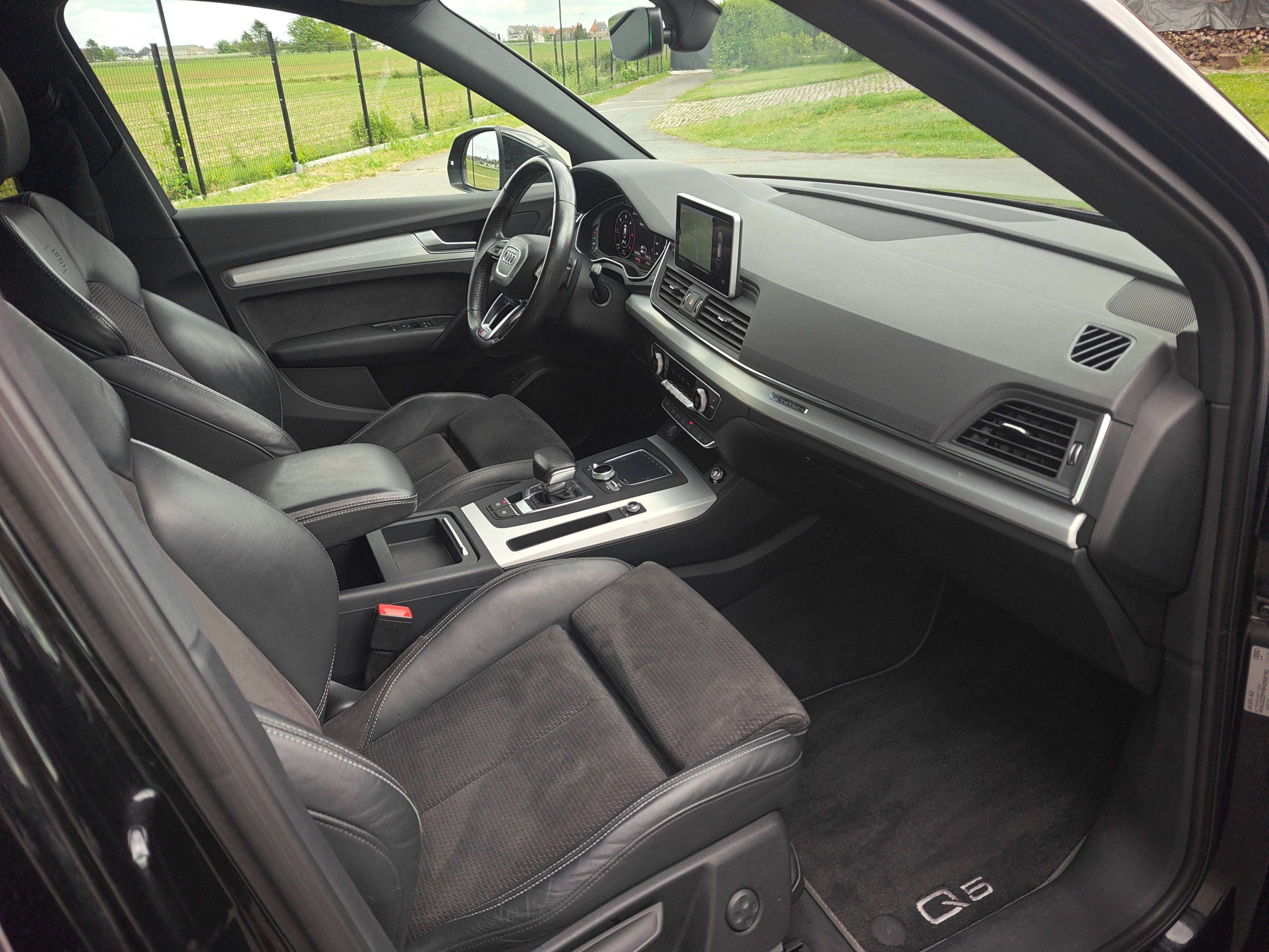 Audi Q5 Q5 2.0 TDi Quattro S LINE - AUTOMAAT - GPS/LEER/XENON
