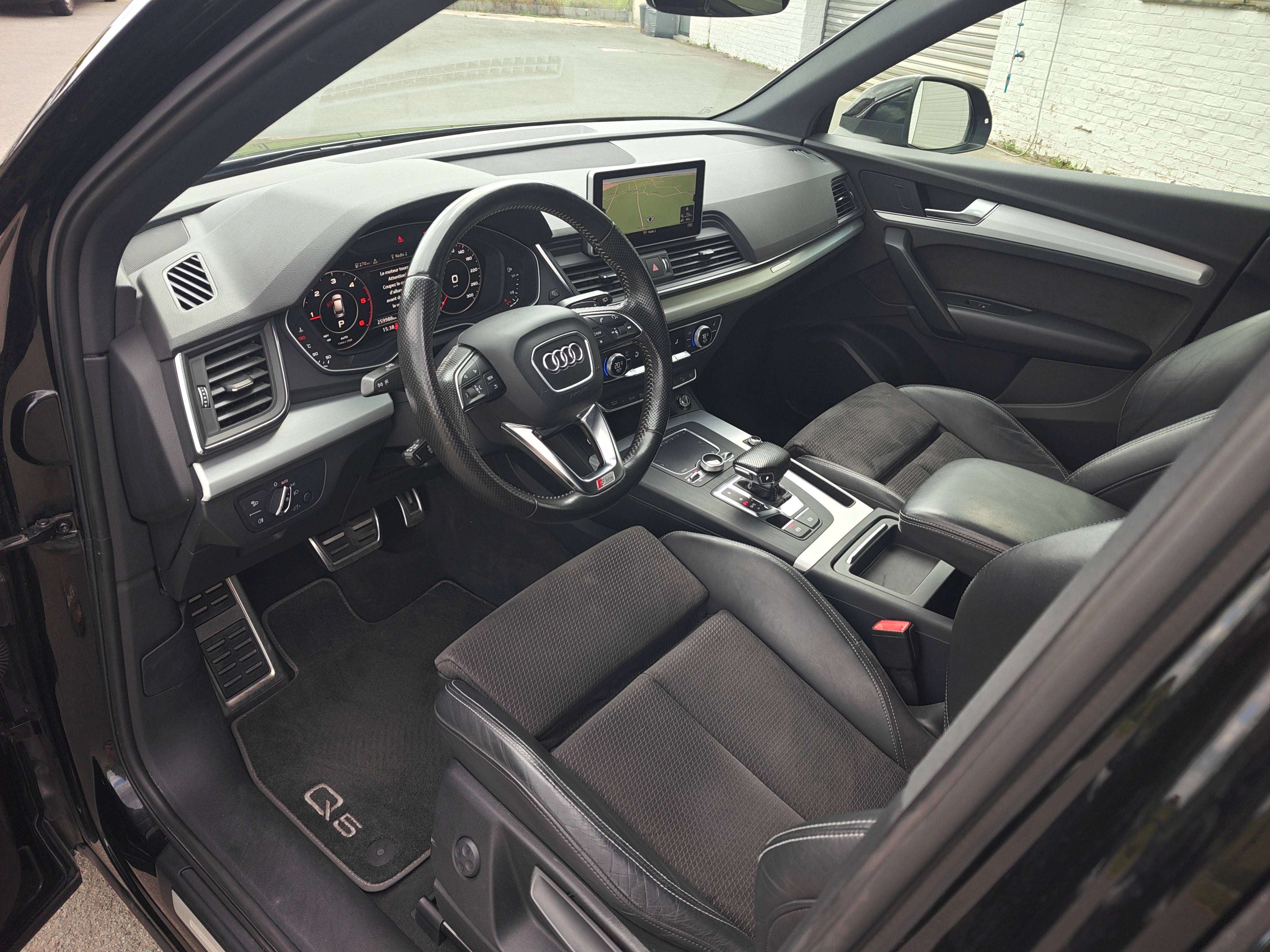 Audi Q5 Q5 2.0 TDi Quattro S LINE - AUTOMAAT - GPS/LEER/XENON