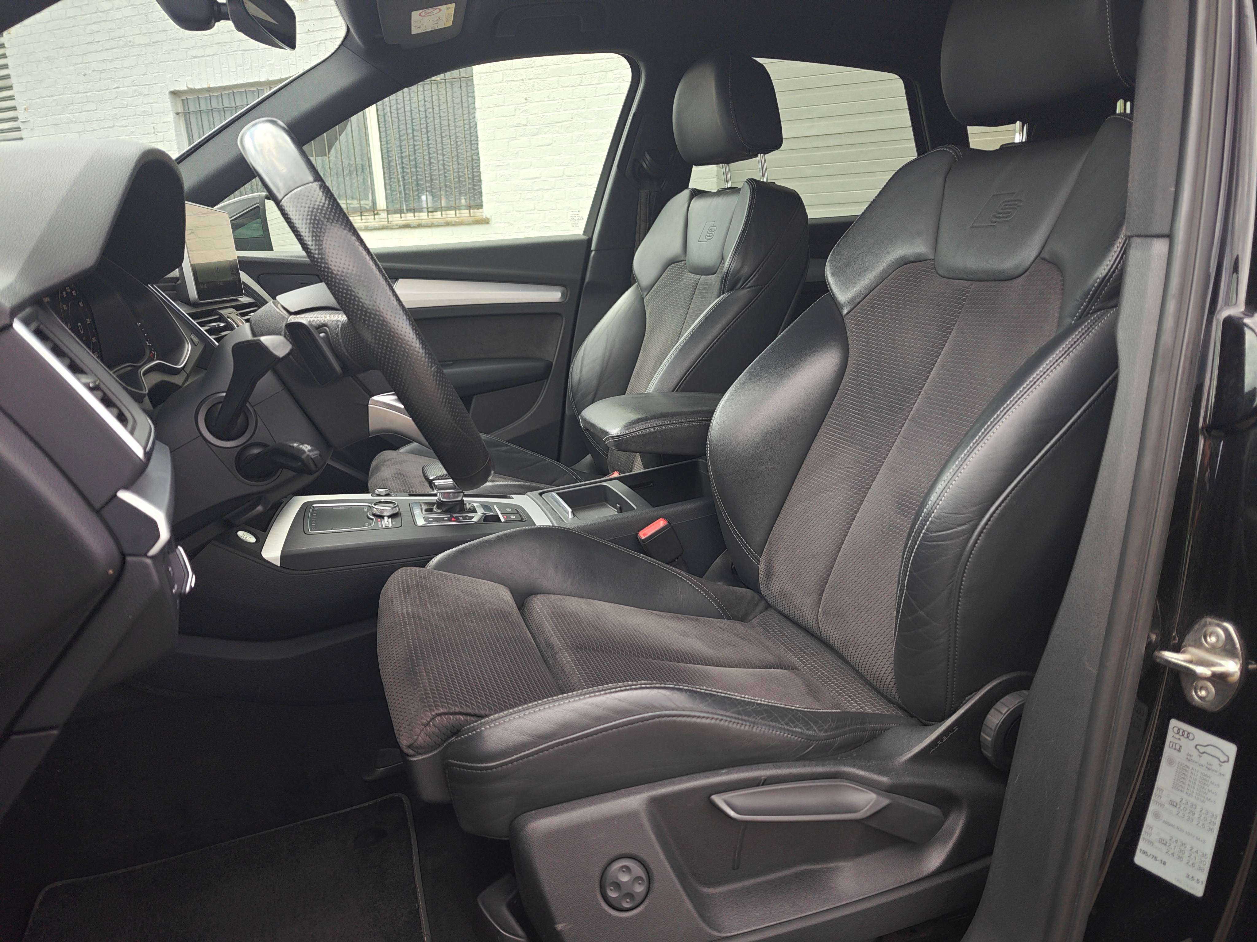 Audi Q5 Q5 2.0 TDi Quattro S LINE - AUTOMAAT - GPS/LEER/XENON