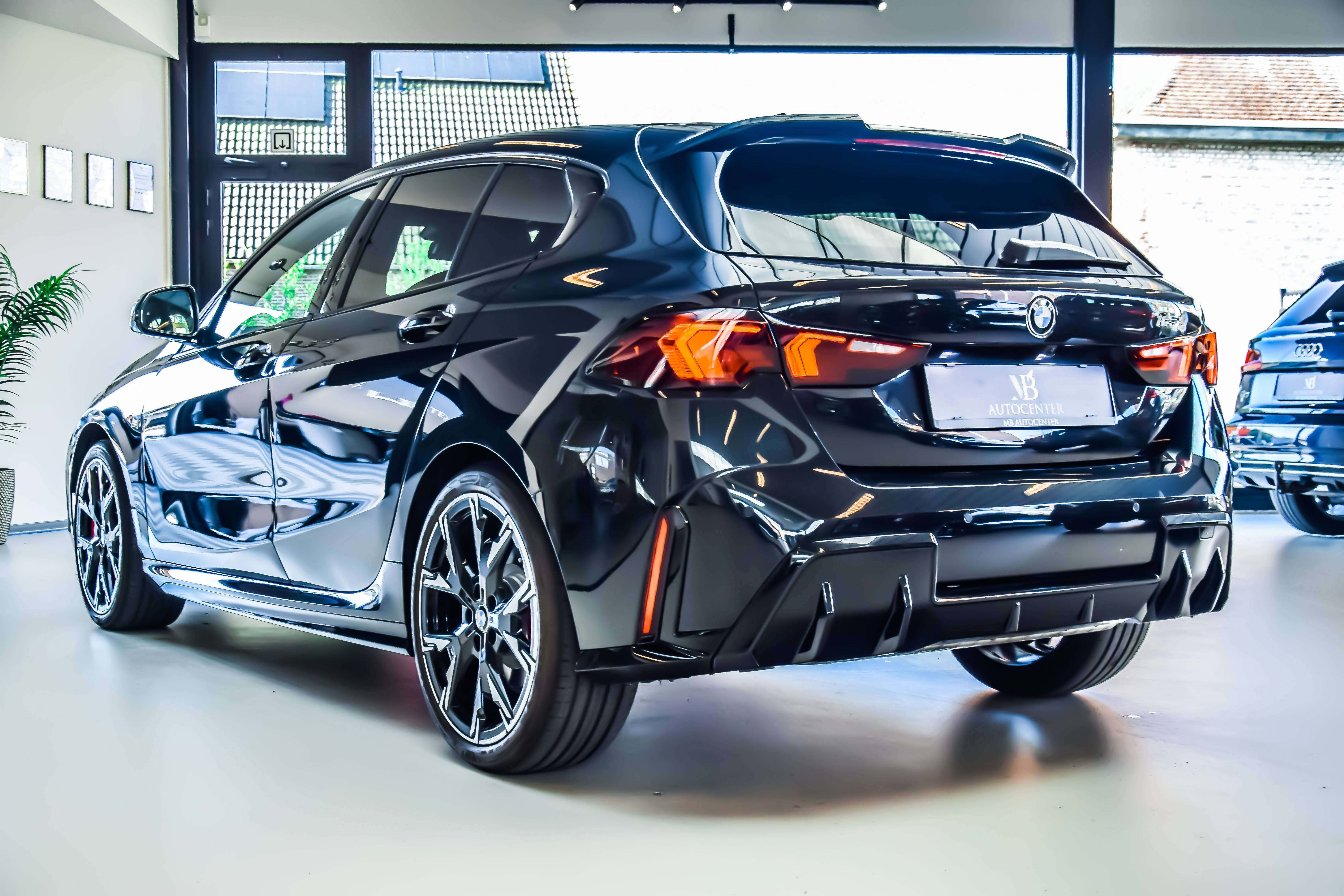 BMW 123 iA xDrive M-Sport Night Edition 06/2025