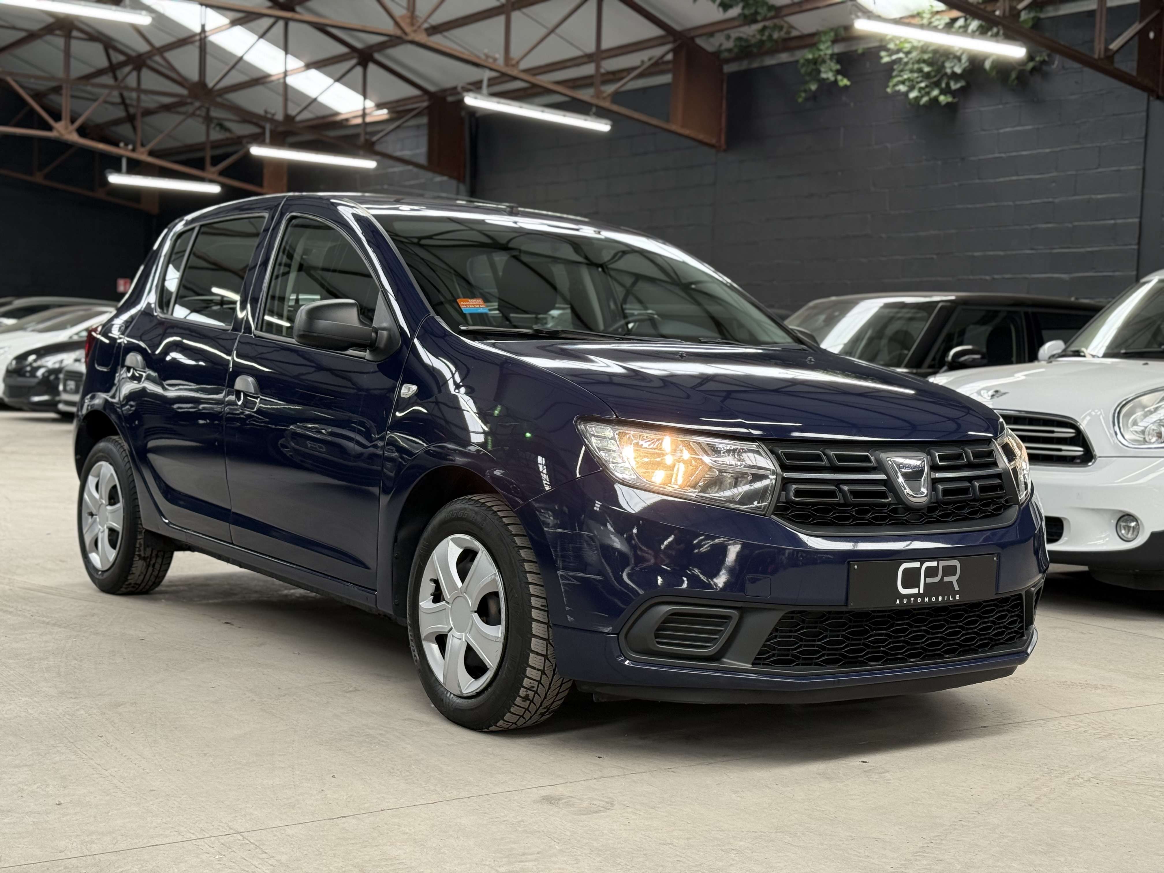 Dacia Sandero 1.0i * 68.500 KM * RADIO * USB * GAANTIE