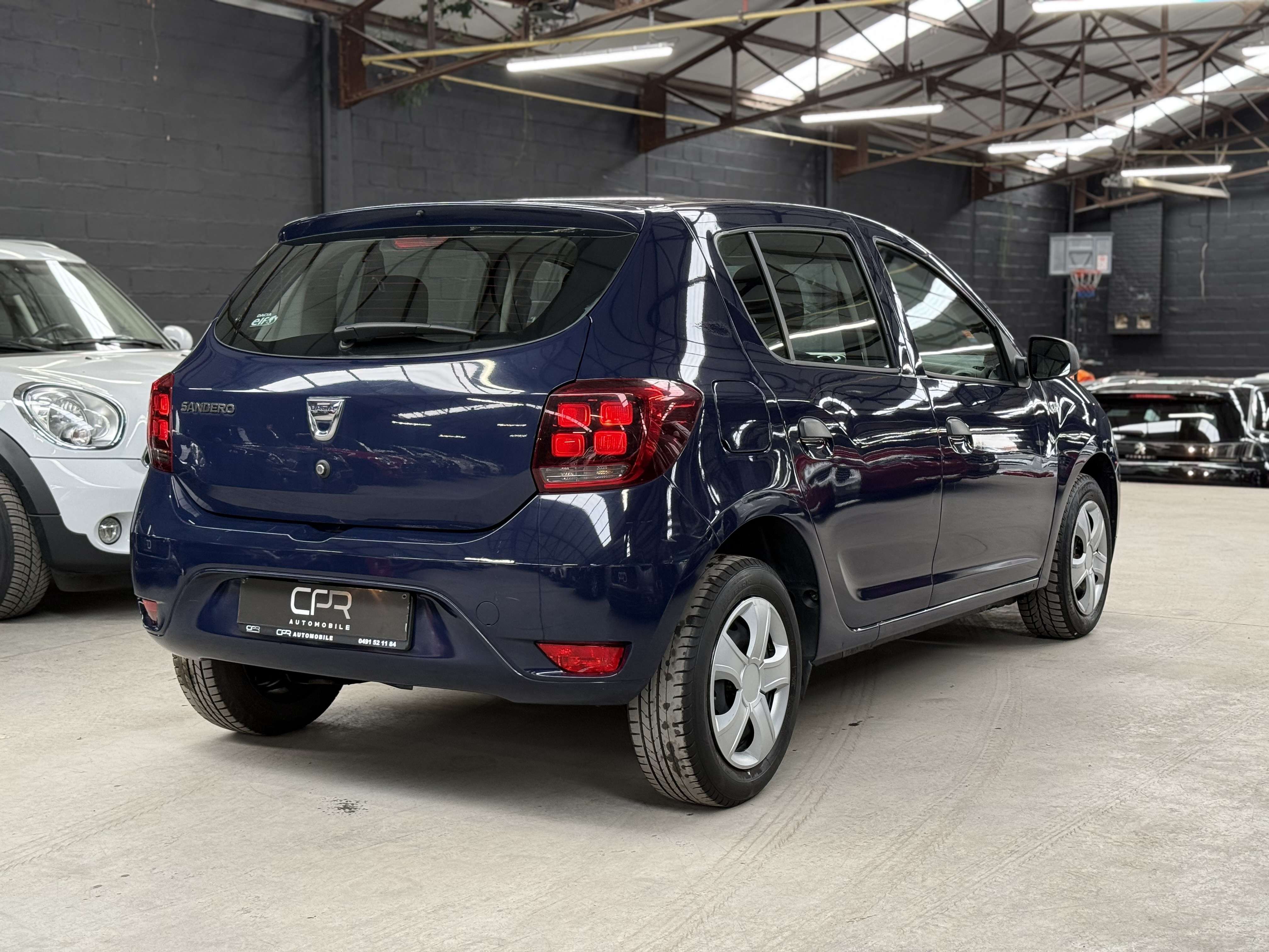Dacia Sandero 1.0i * 68.500 KM * RADIO * USB * GAANTIE