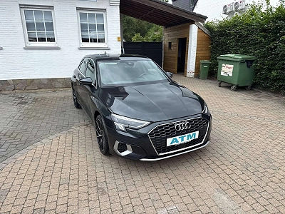 Audi A3 A3 30 TFSI  S line S tronic/Navi/Xenon/ACC/pdc/Sport/Lane-front assist/chrome pack