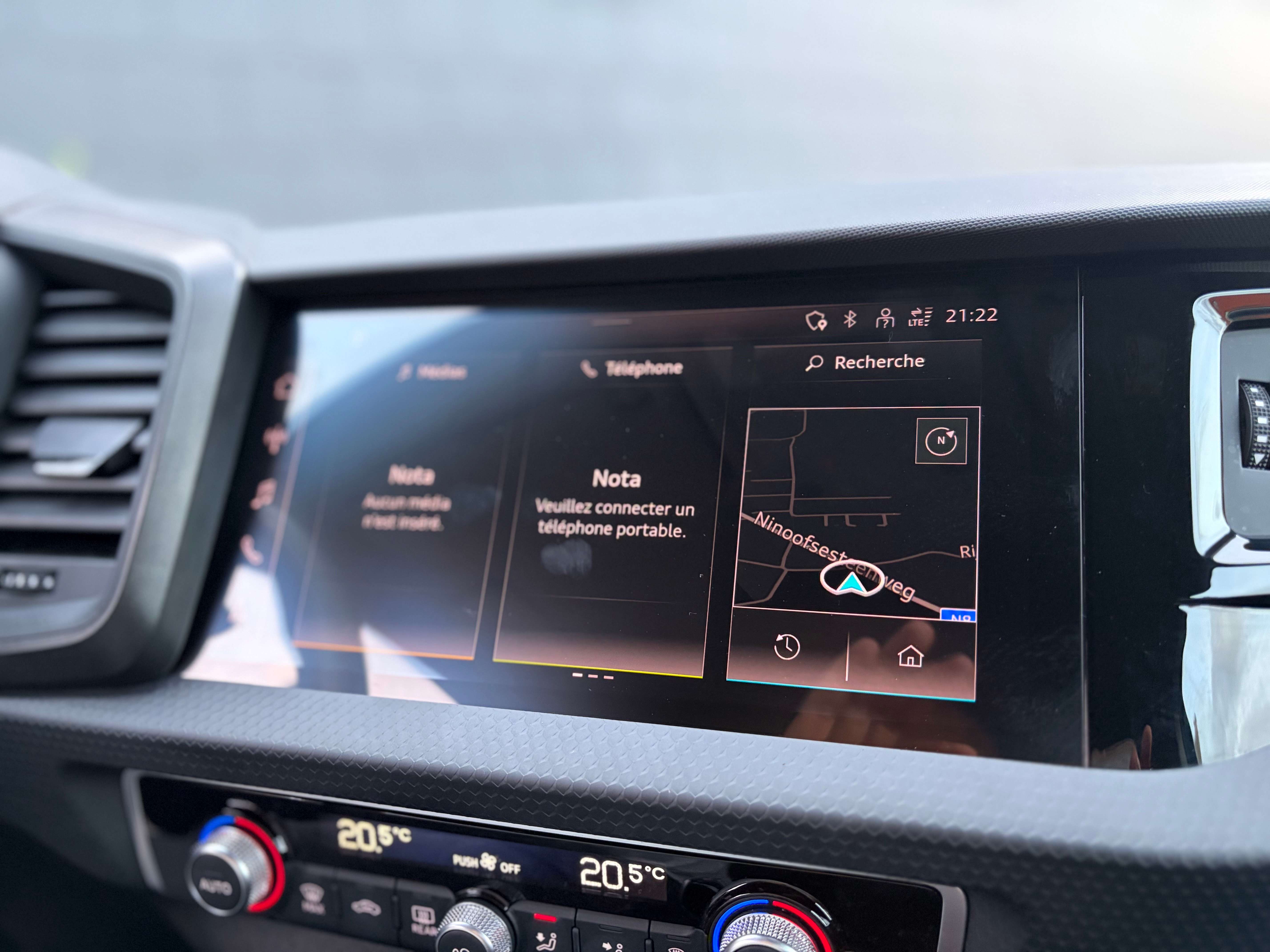 Audi A1 Sportback 25 TFSI Attraction 1Hand CarPass Carnet thumbnail