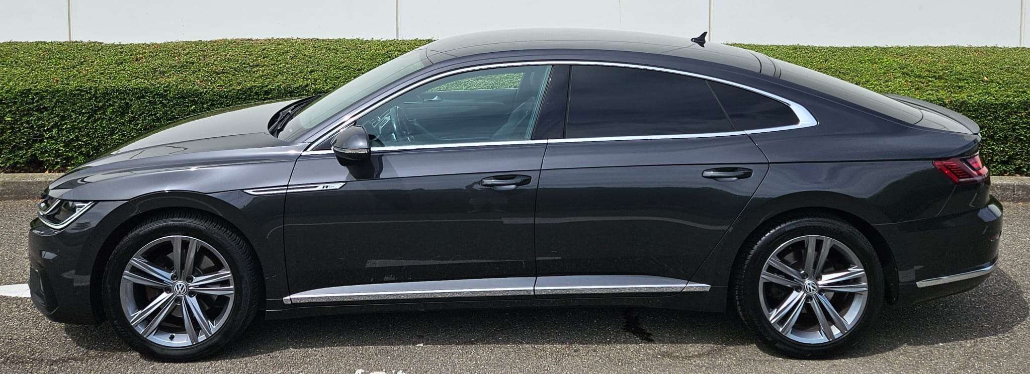 Volkswagen Arteon *** 1.5 TSI - R-Line - DSG - Camera - Garantie *** thumbnail