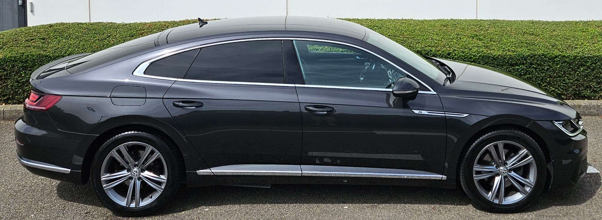 Volkswagen Arteon *** 1.5 TSI - R-Line - DSG - Camera - Garantie *** thumbnail