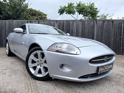 Jaguar XK XK Coupé 4.2i V8