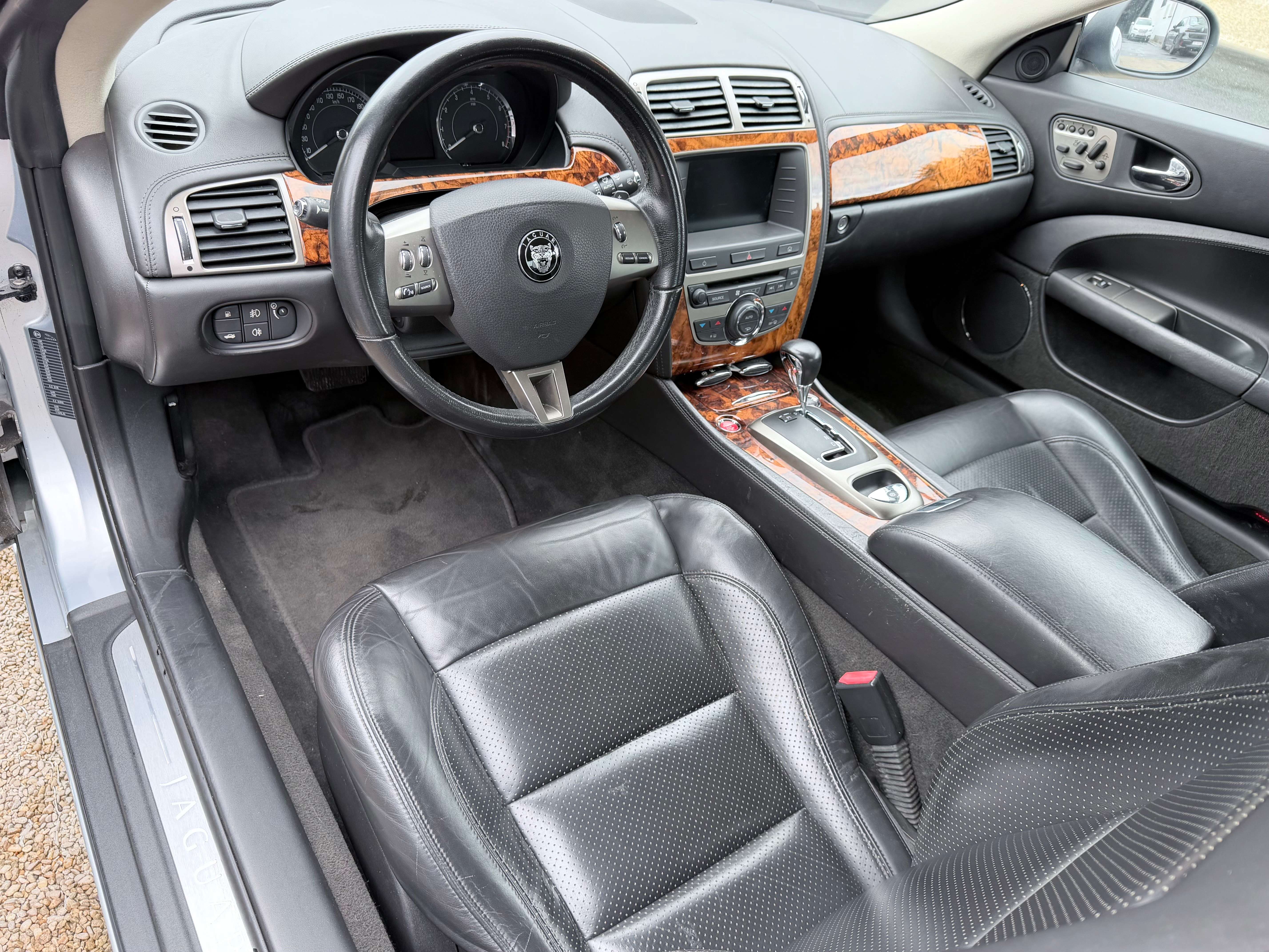 Jaguar XK XK Coupé 4.2i V8