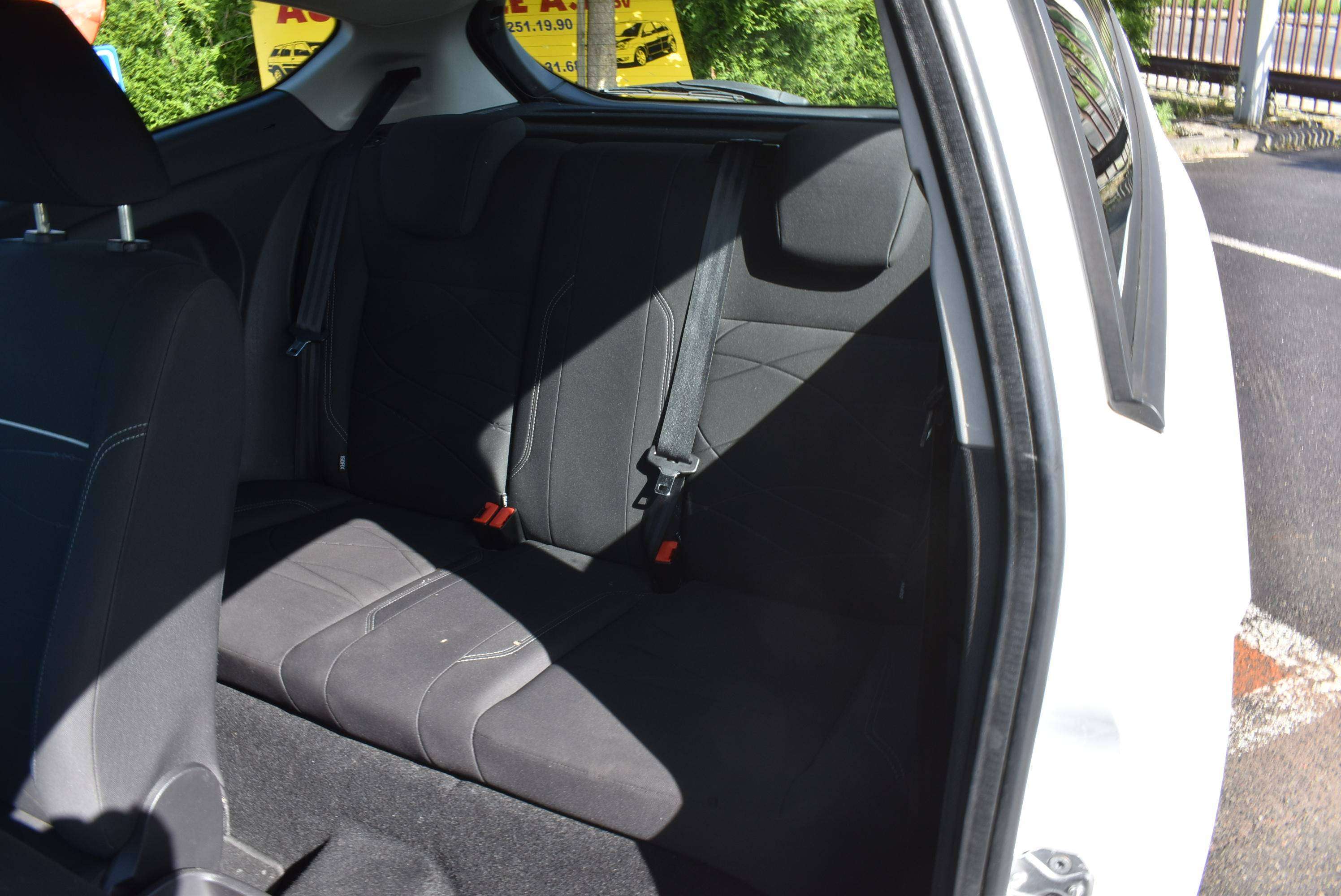 Ford Fiesta 1.25i Ambiente Airco ***12M GARANTIE***
