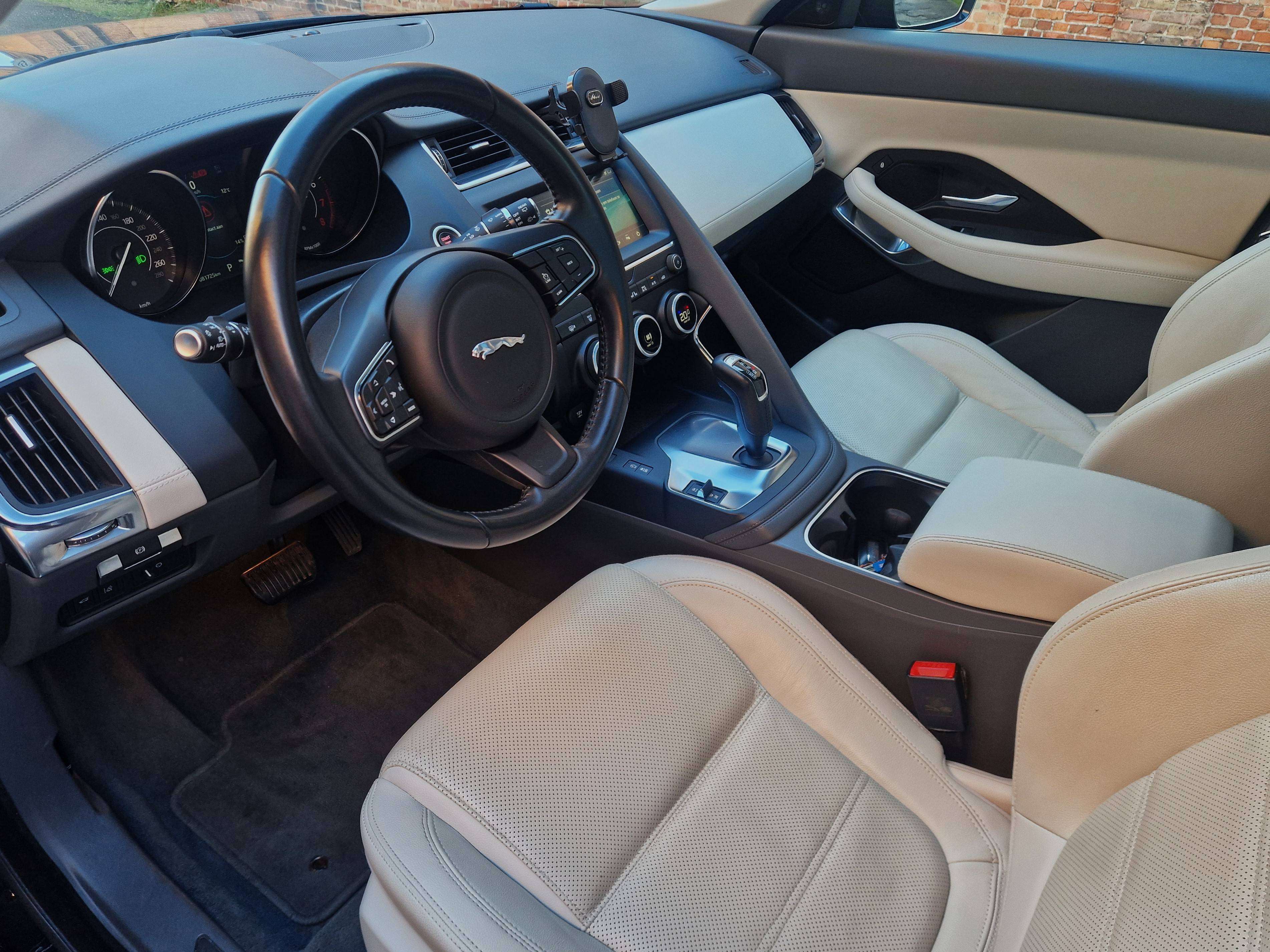 Jaguar E-Pace E-Pace 2.0 Turbo