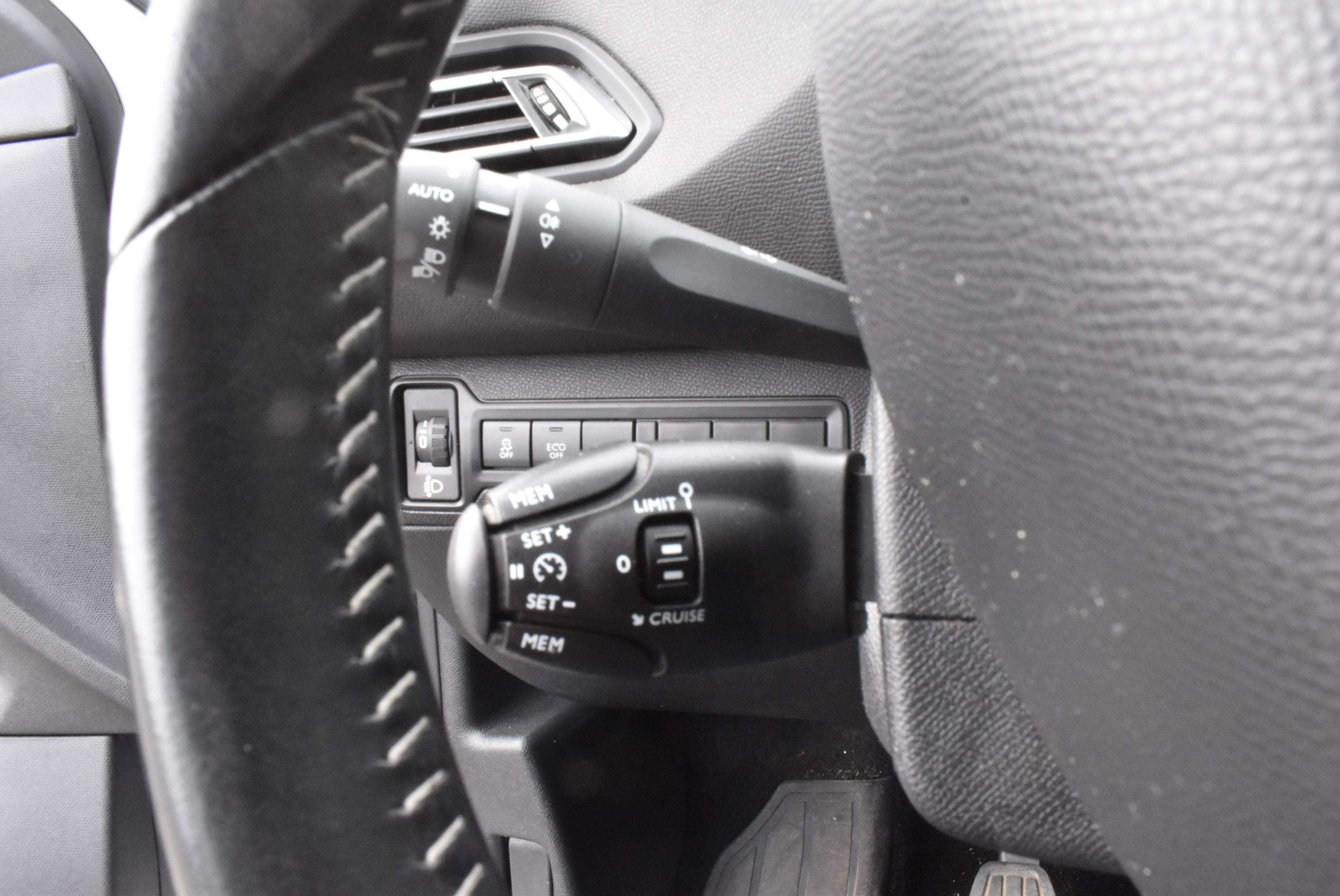 Peugeot 308 1.2i Allure GPS/Airco