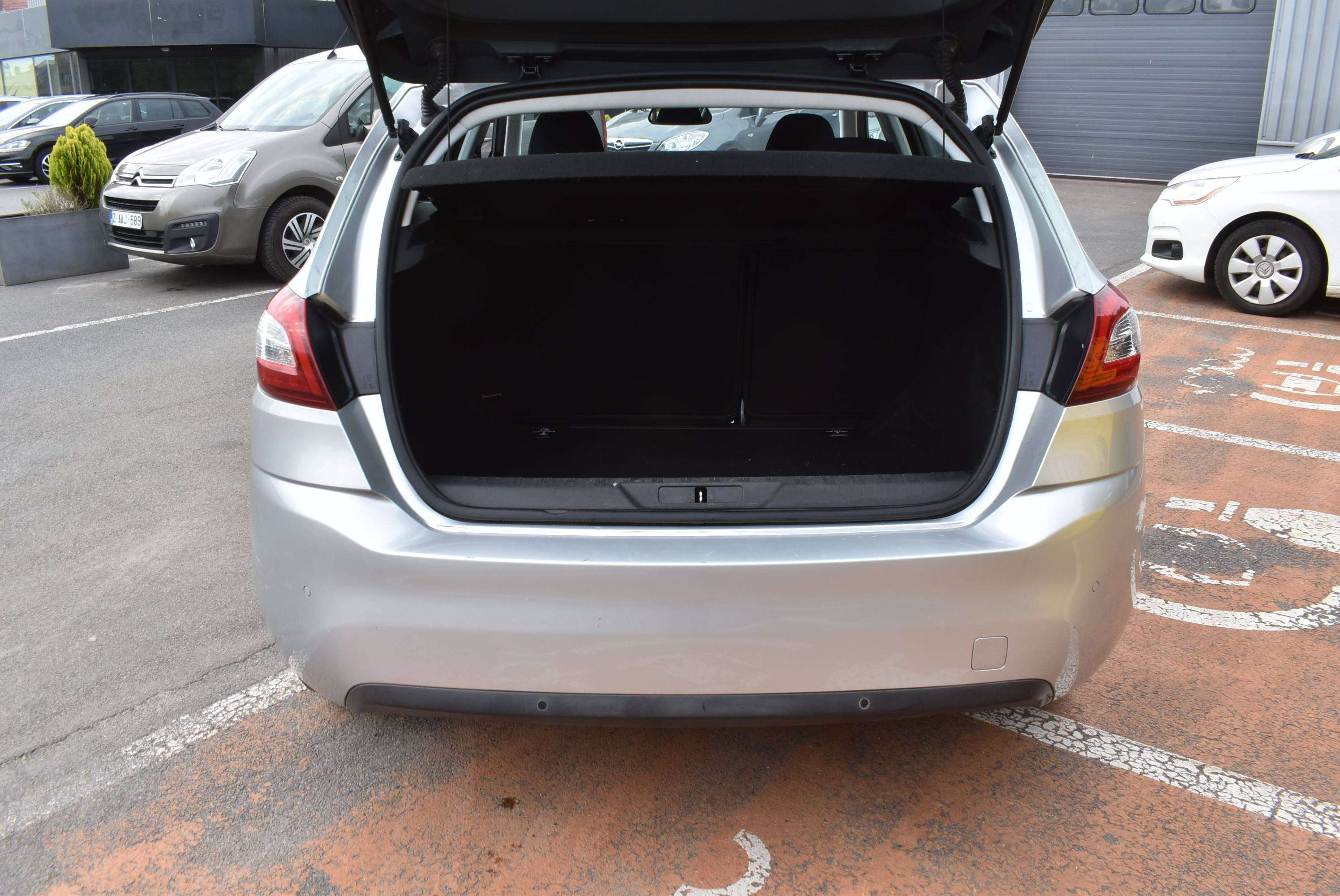 Peugeot 308 1.2i Allure GPS/Airco