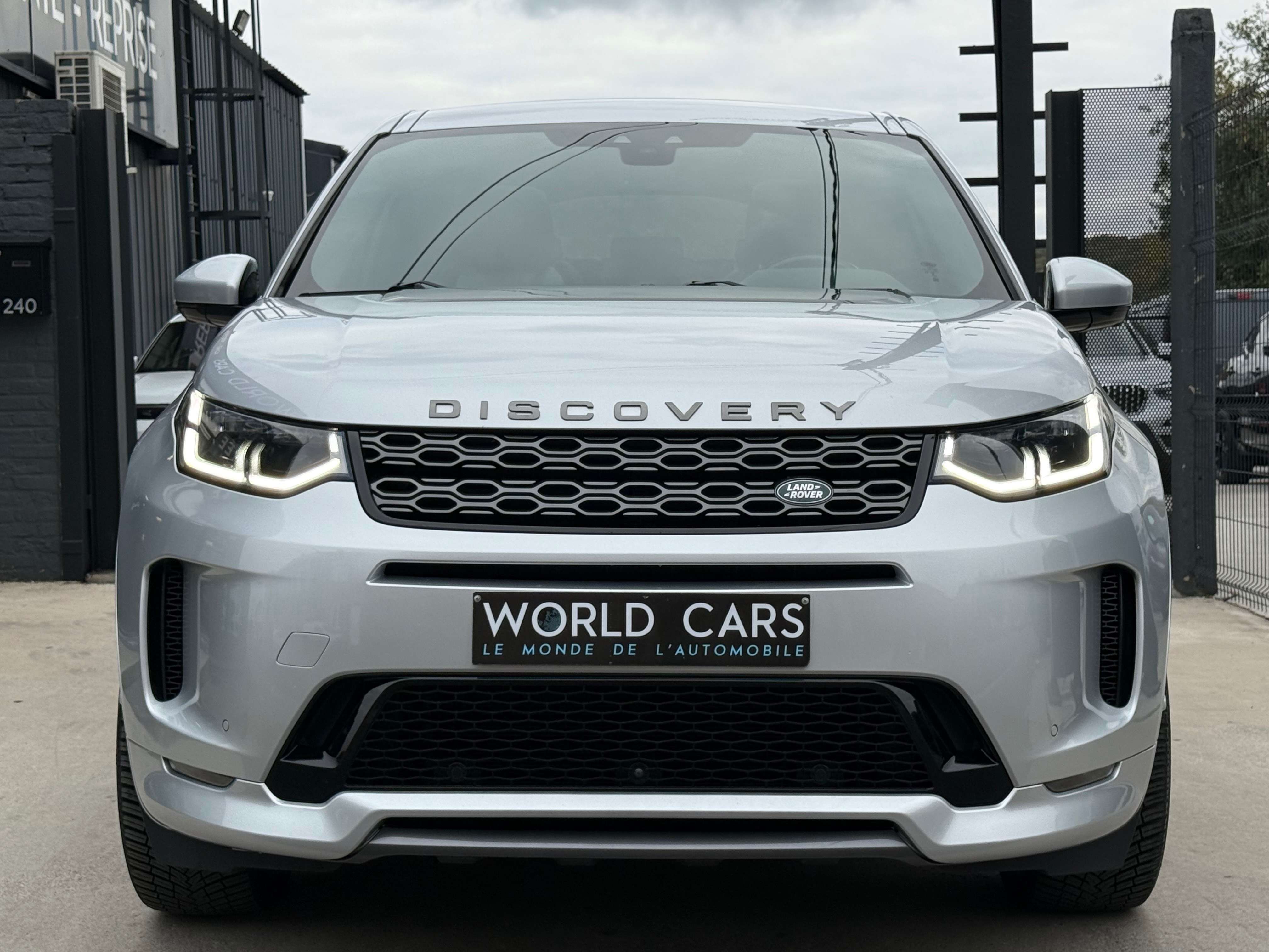 Land Rover Discovery Sport 2.0D 150CV 4WD R-DYNAMIC TOIT PANO - CAM360° - NAVIGATION - LINE ASSIST - ANGLES MORT - FULL OPTIONS