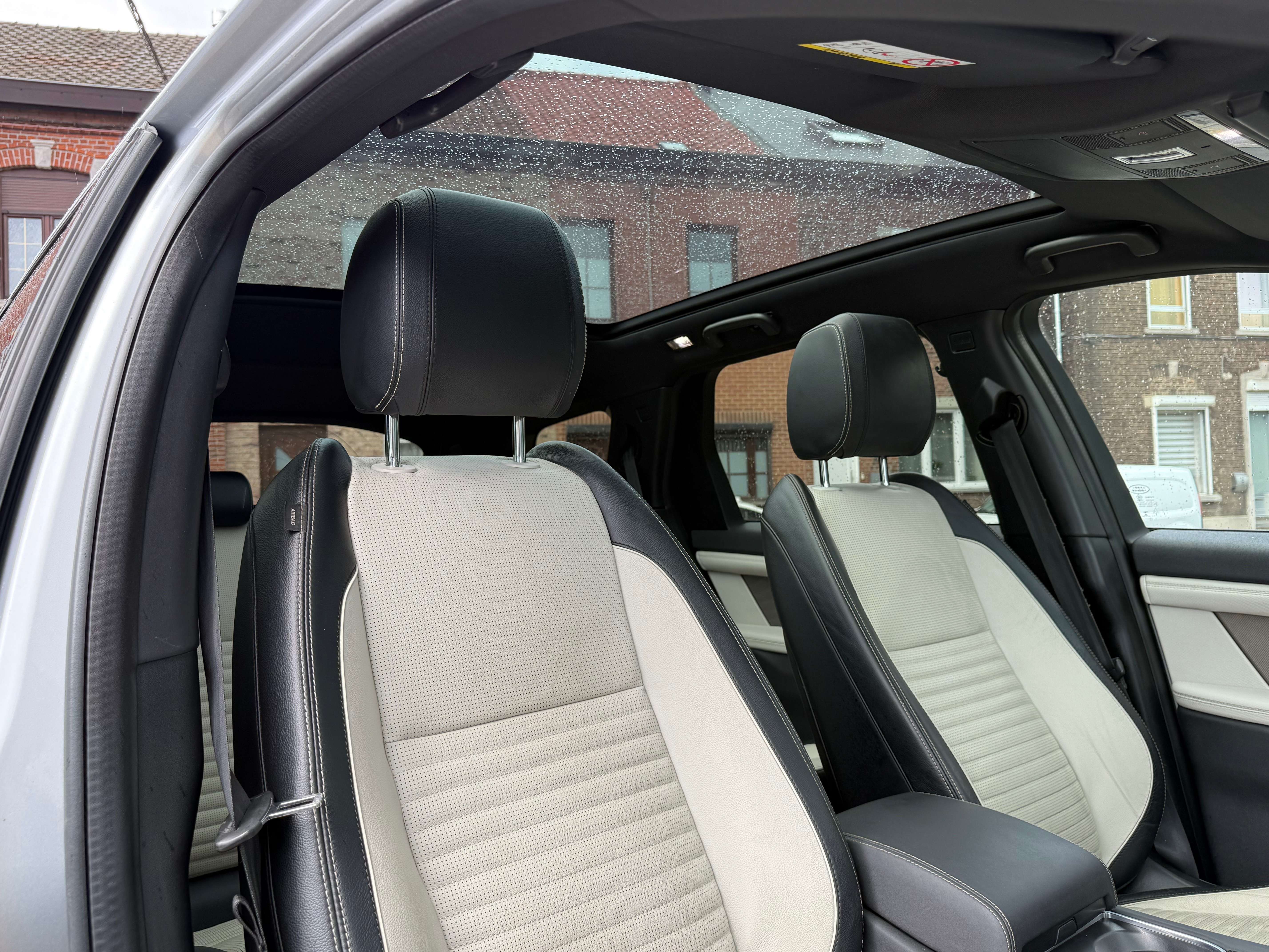 Land Rover Discovery Sport 2.0D 150CV 4WD R-DYNAMIC TOIT PANO - CAM360° - NAVIGATION - LINE ASSIST - ANGLES MORT - FULL OPTIONS