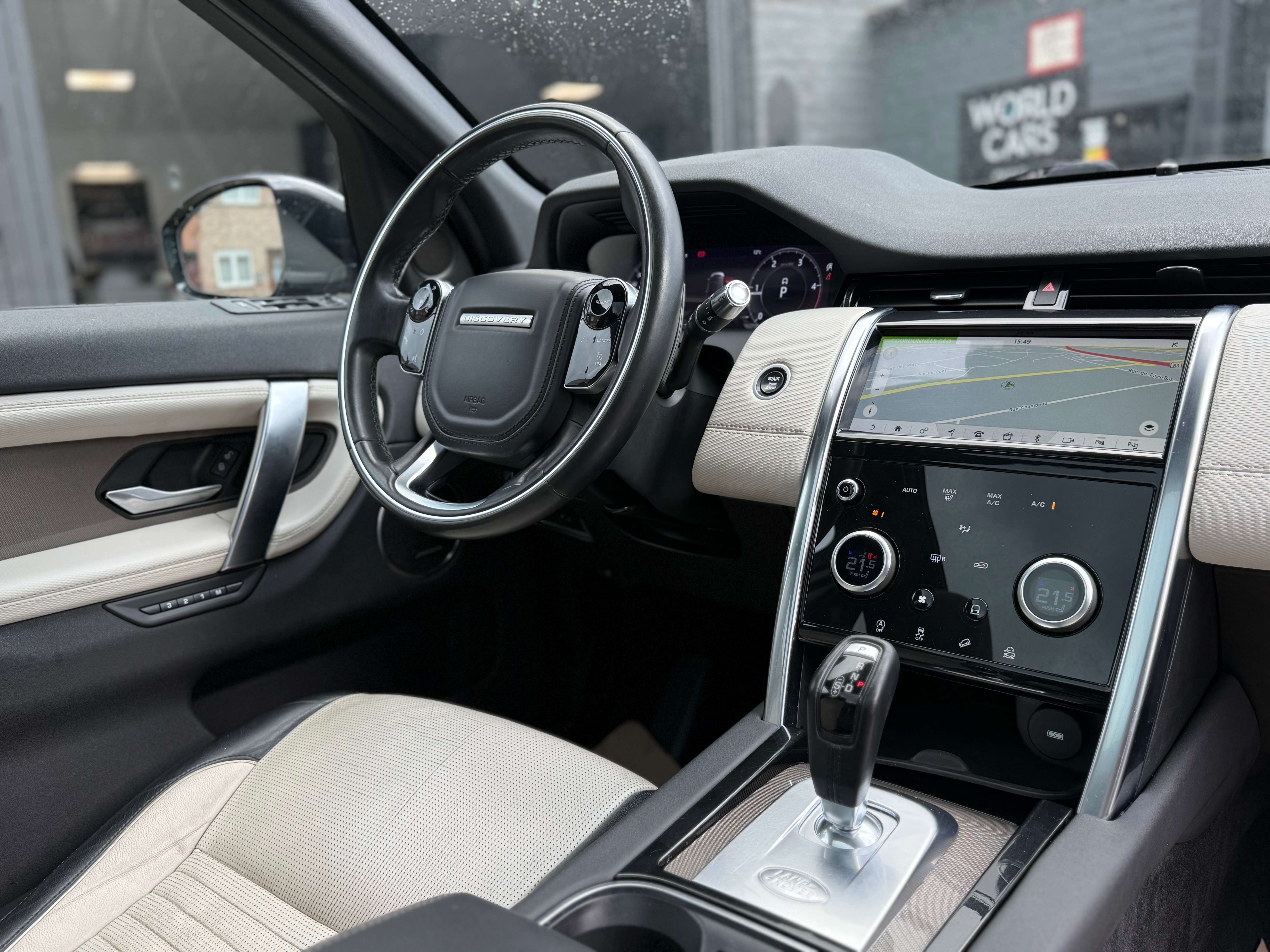 Land Rover Discovery Sport 2.0D 150CV 4WD R-DYNAMIC TOIT PANO - CAM360° - NAVIGATION - LINE ASSIST - ANGLES MORT - FULL OPTIONS