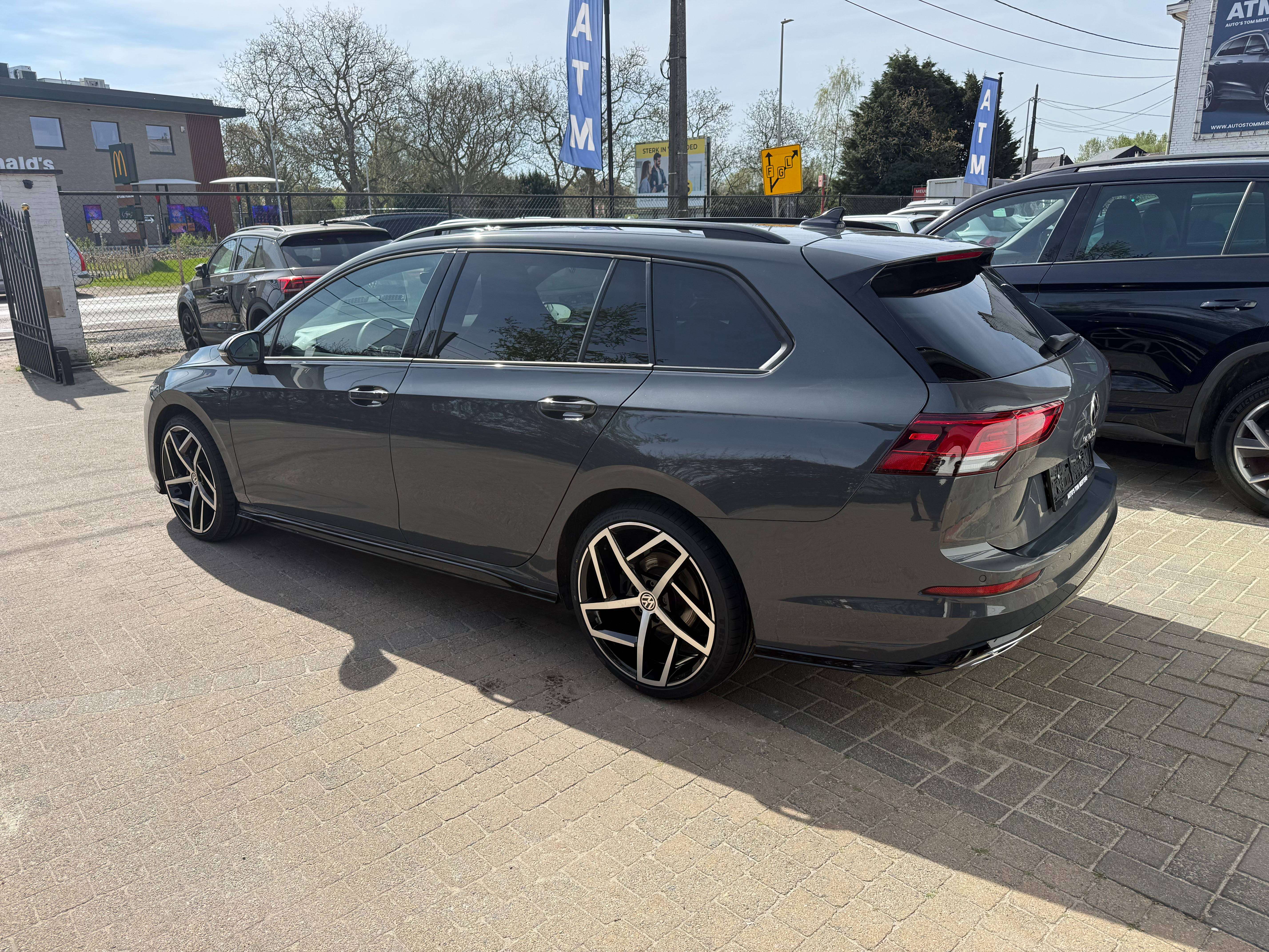 Volkswagen Golf Variant Golf SW 2.0 TDi R-Line DSG/ 2 x R-line/ Navi/ACC/el. wegkpdc V&A + camera/zetelverw./led lights/lane-front- side assist/