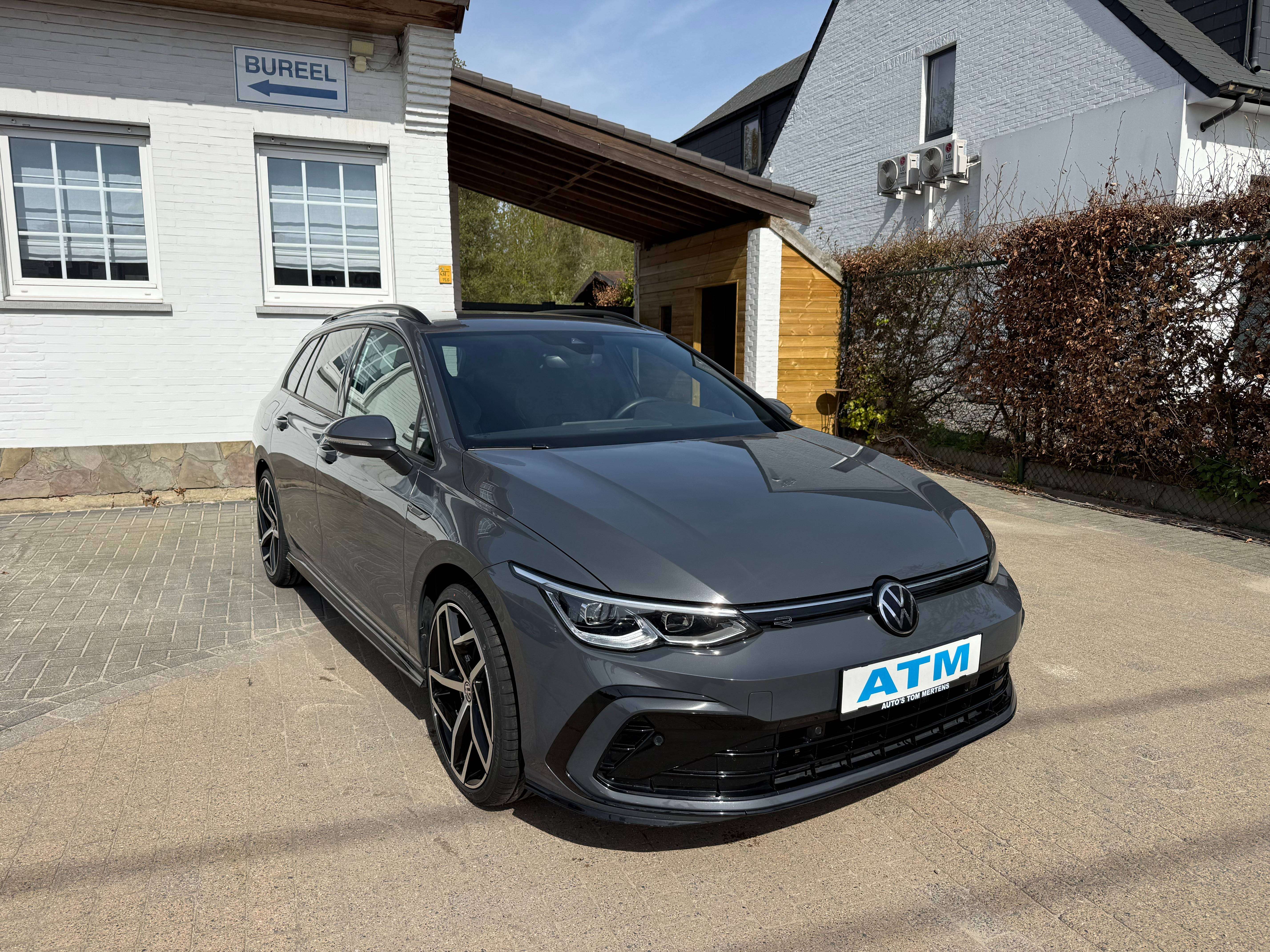 Volkswagen Golf Variant Golf SW 2.0 TDi R-Line DSG/ 2 x R-line/ Navi/ACC/el. wegkpdc V&A + camera/zetelverw./led lights/lane-front- side assist/